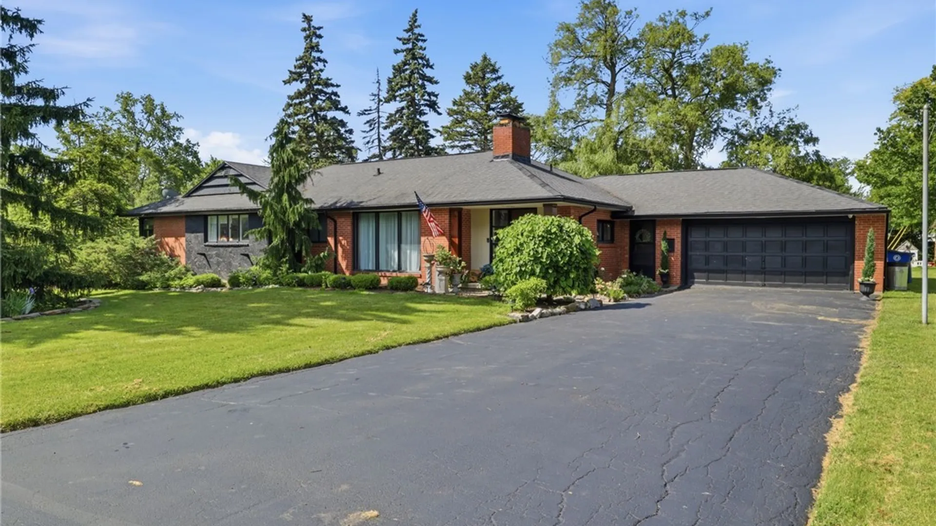 Property at 620 N Forest Road, Amherst, NY 14221 2