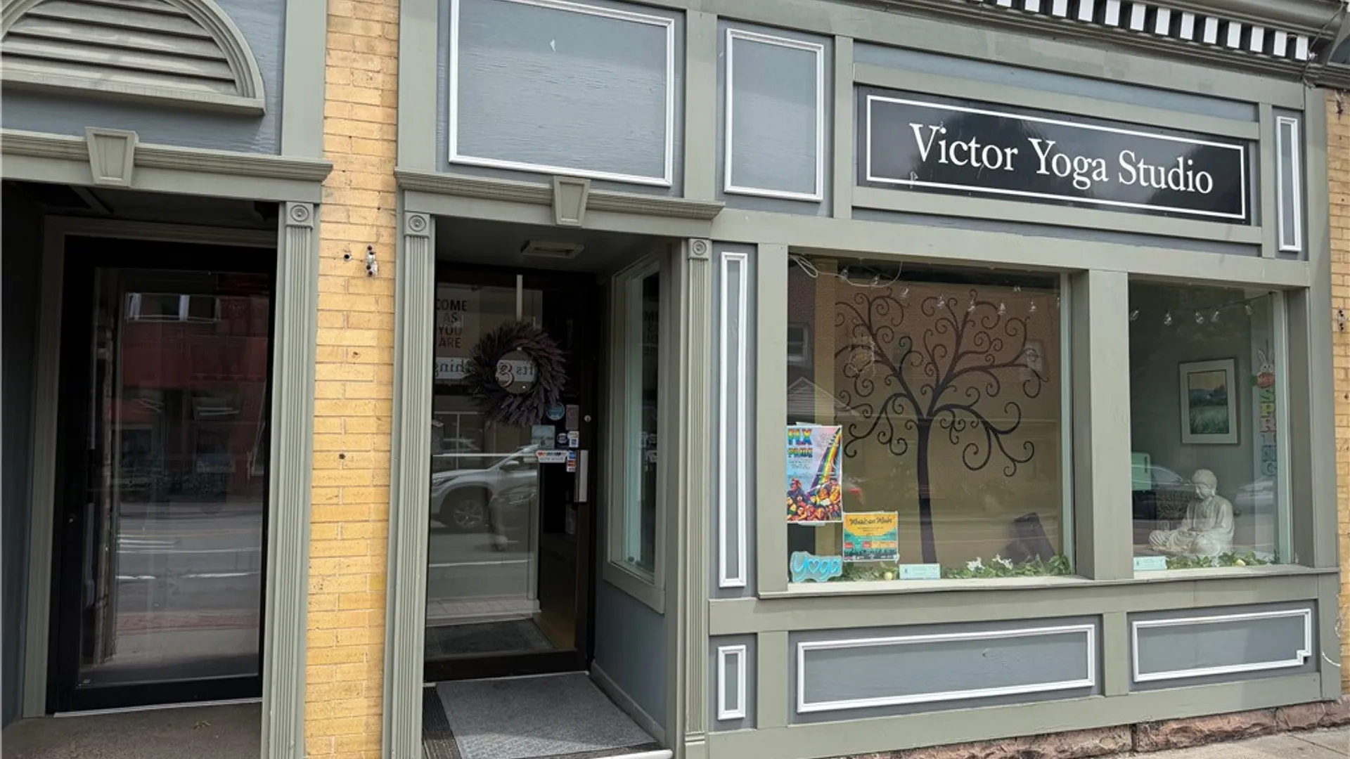Property at 23 E Main St, Victor, NY 14564 2