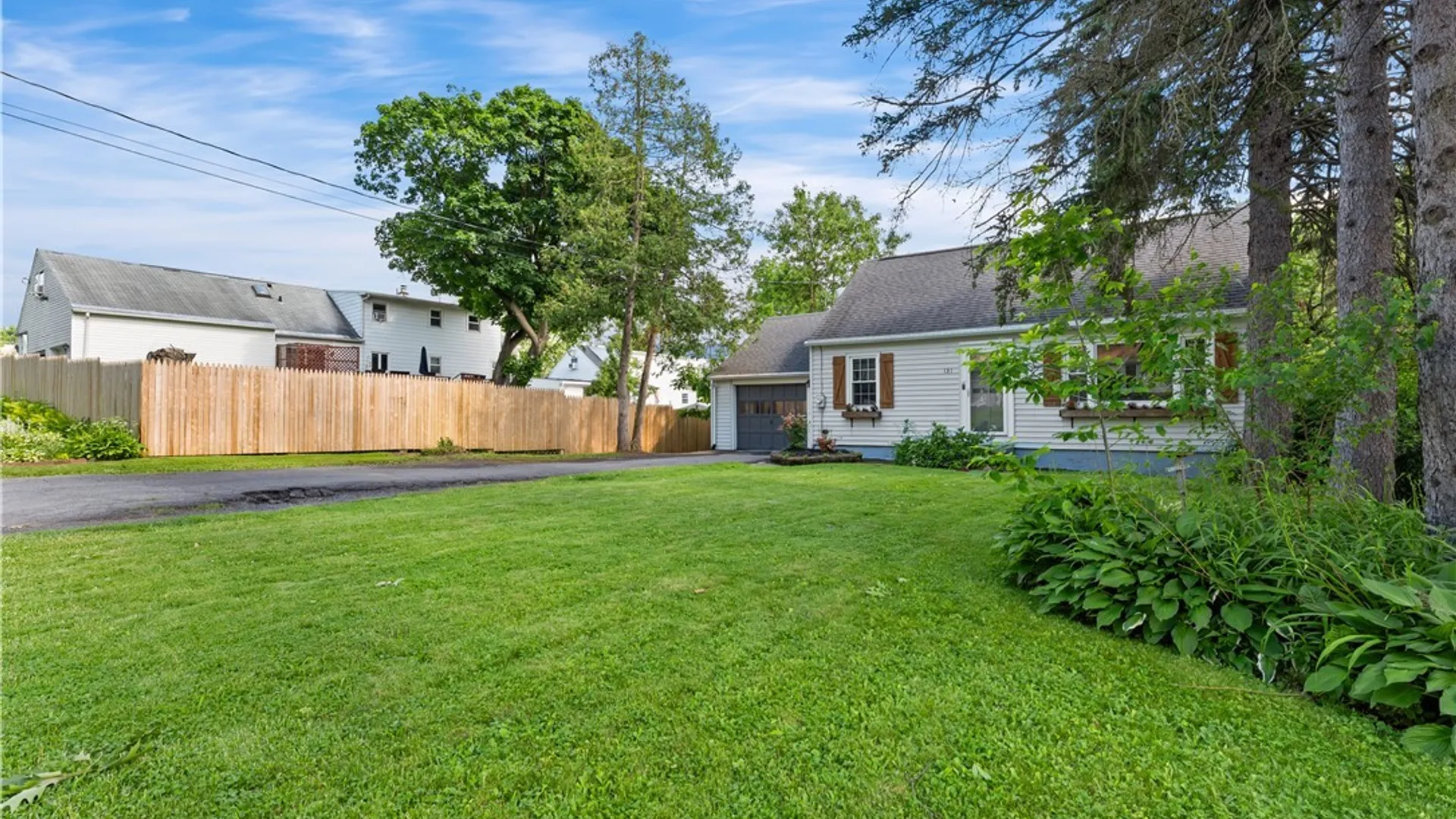 Property at 131 W Dauenhauer Street, Manlius, NY 13057 2