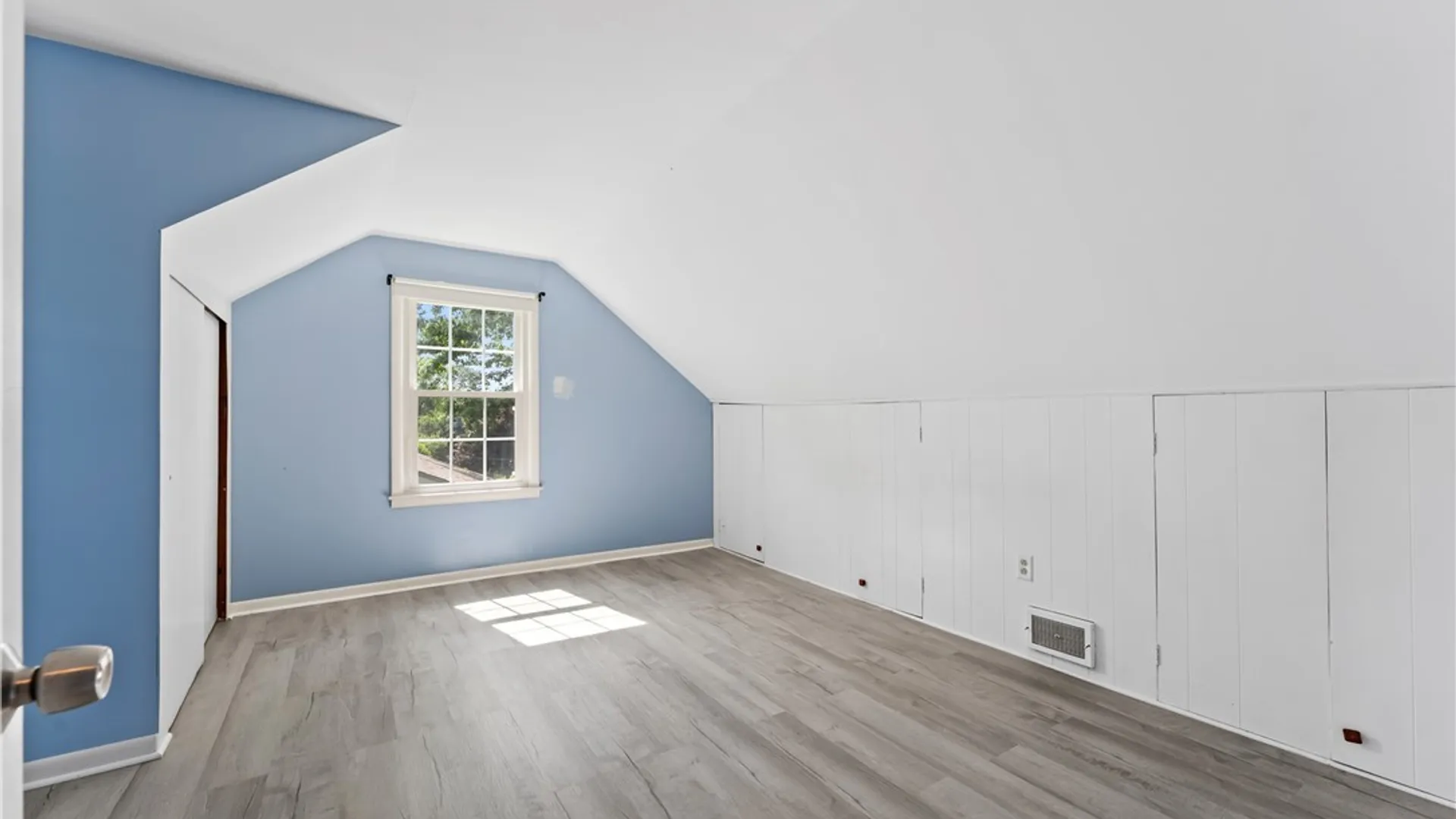 Property at 131 W Dauenhauer Street, Manlius, NY 13057 20