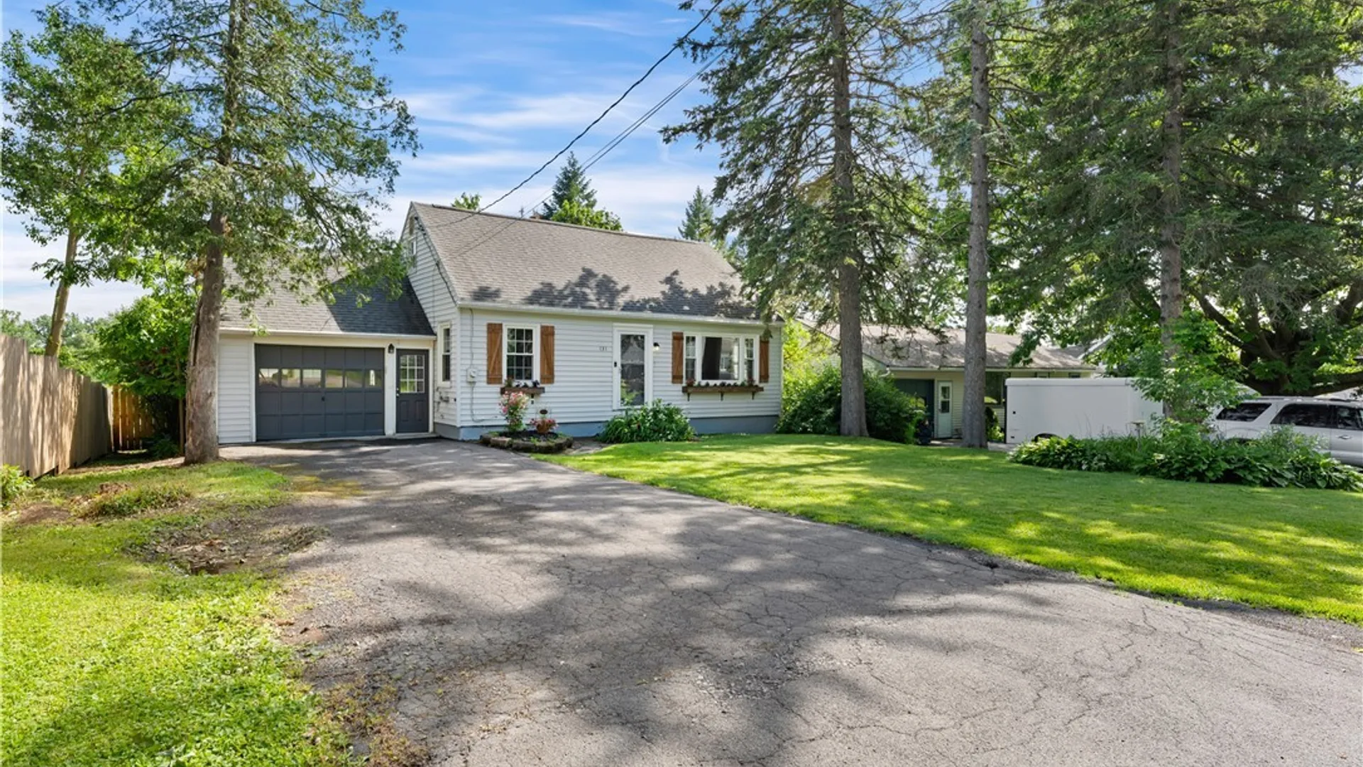 Property at 131 W Dauenhauer Street, Manlius, NY 13057 3
