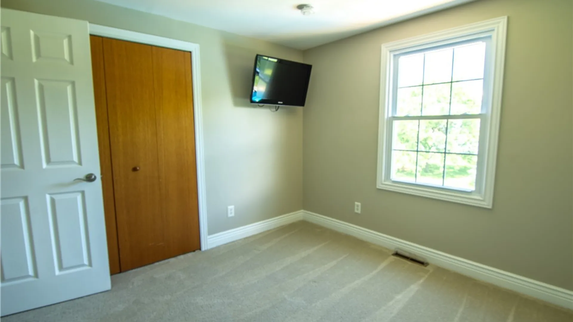 Property at 8118 Rizzo Drive, Clay, NY 13041 24