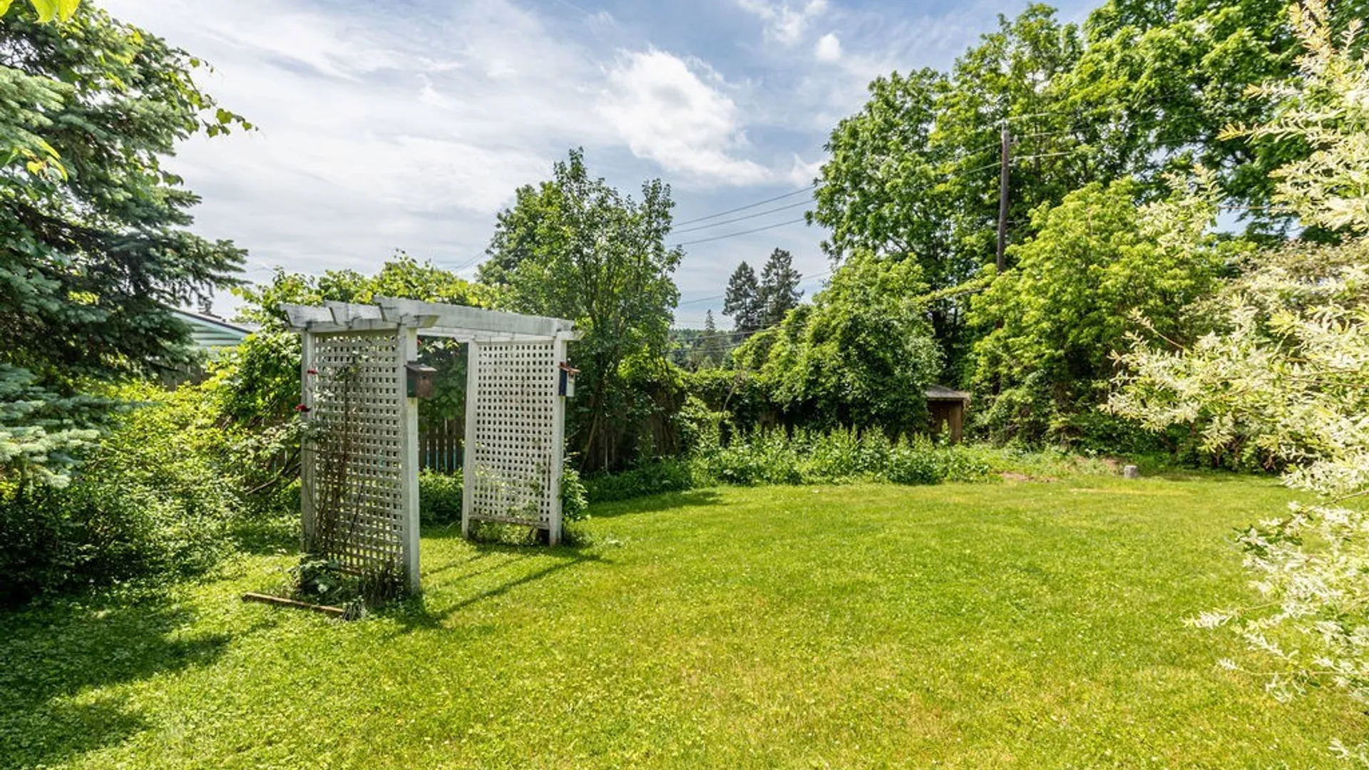 Property at 2 Lansdowne Road, DeWitt, NY 13214 38