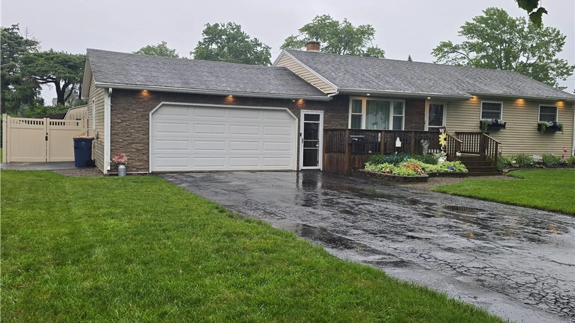 Property at 190 Beattie Avenue, Lockport City, NY 14094 2