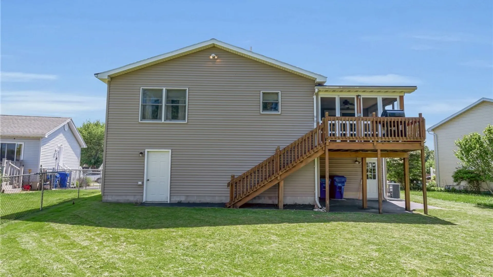 Property at 215 Summit Avenue, West Seneca, NY 14224 35