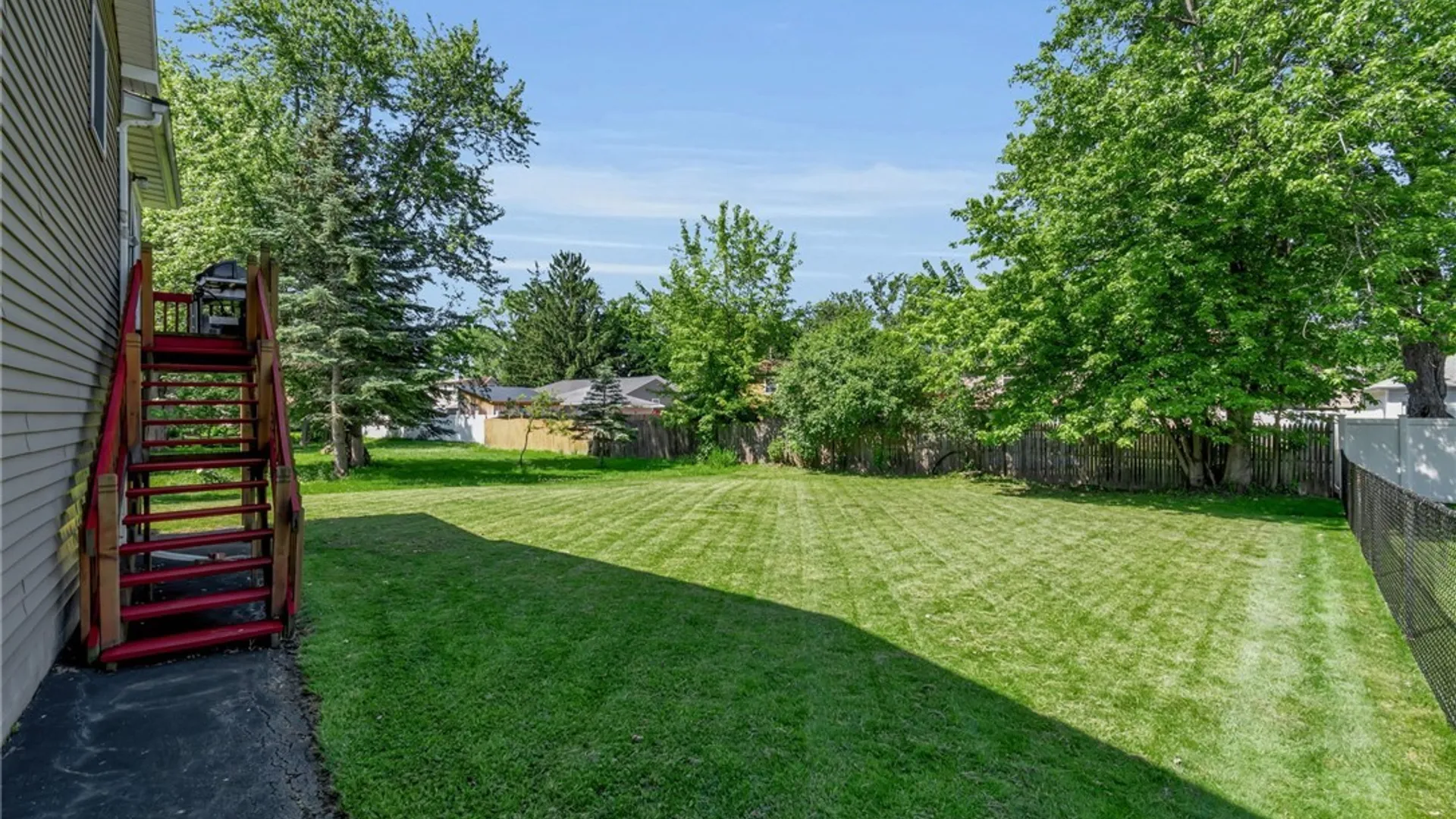 Property at 215 Summit Avenue, West Seneca, NY 14224 37