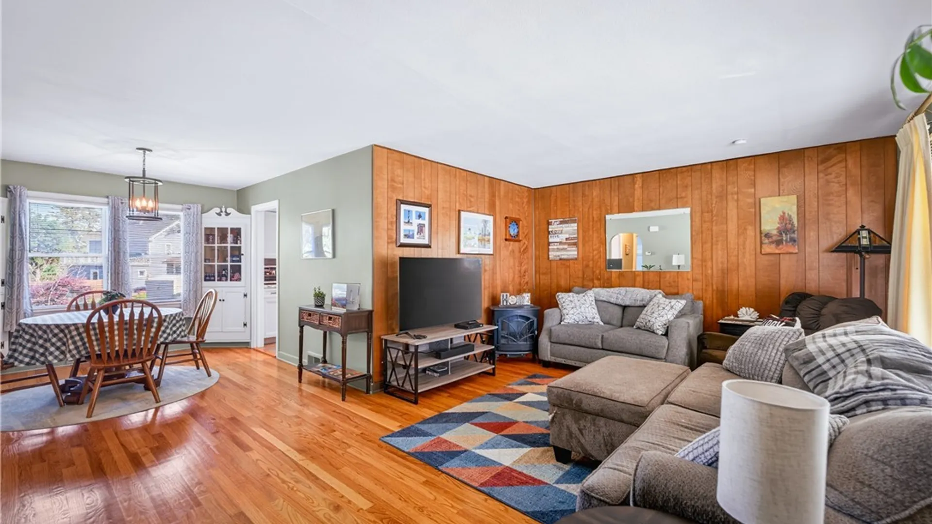 Property at 1675 Grandview Avenue, Utica, NY 13502 28