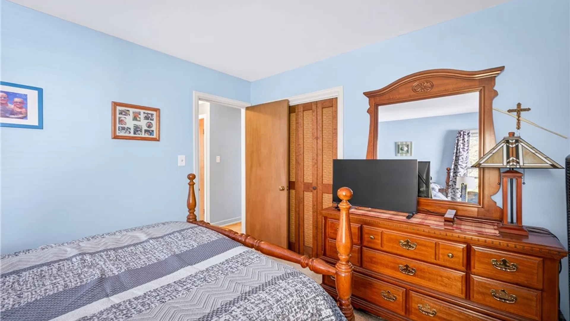 Property at 1675 Grandview Avenue, Utica, NY 13502 40