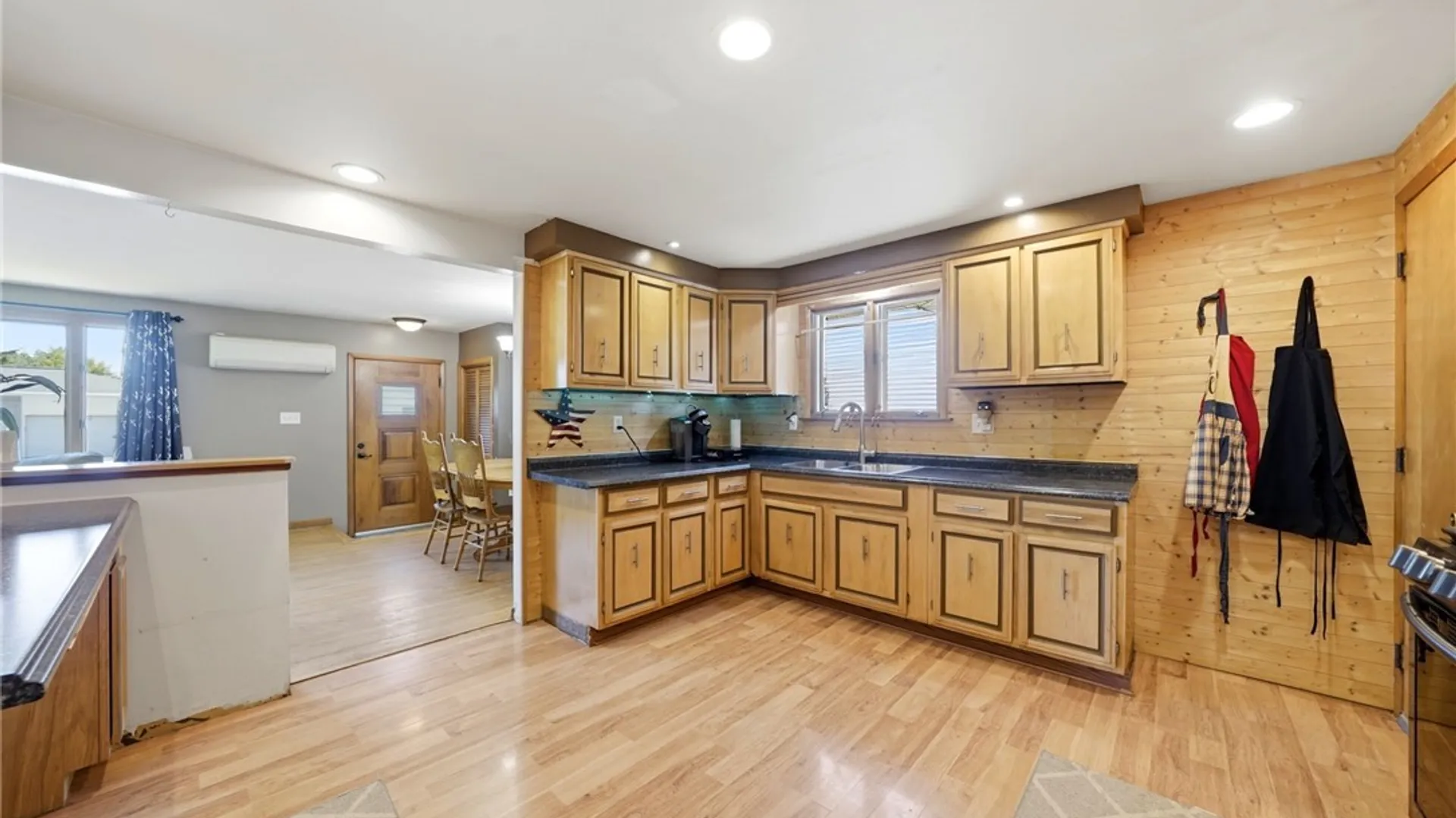 Property at 319 Canton Street, Cheektowaga, NY 14043 8