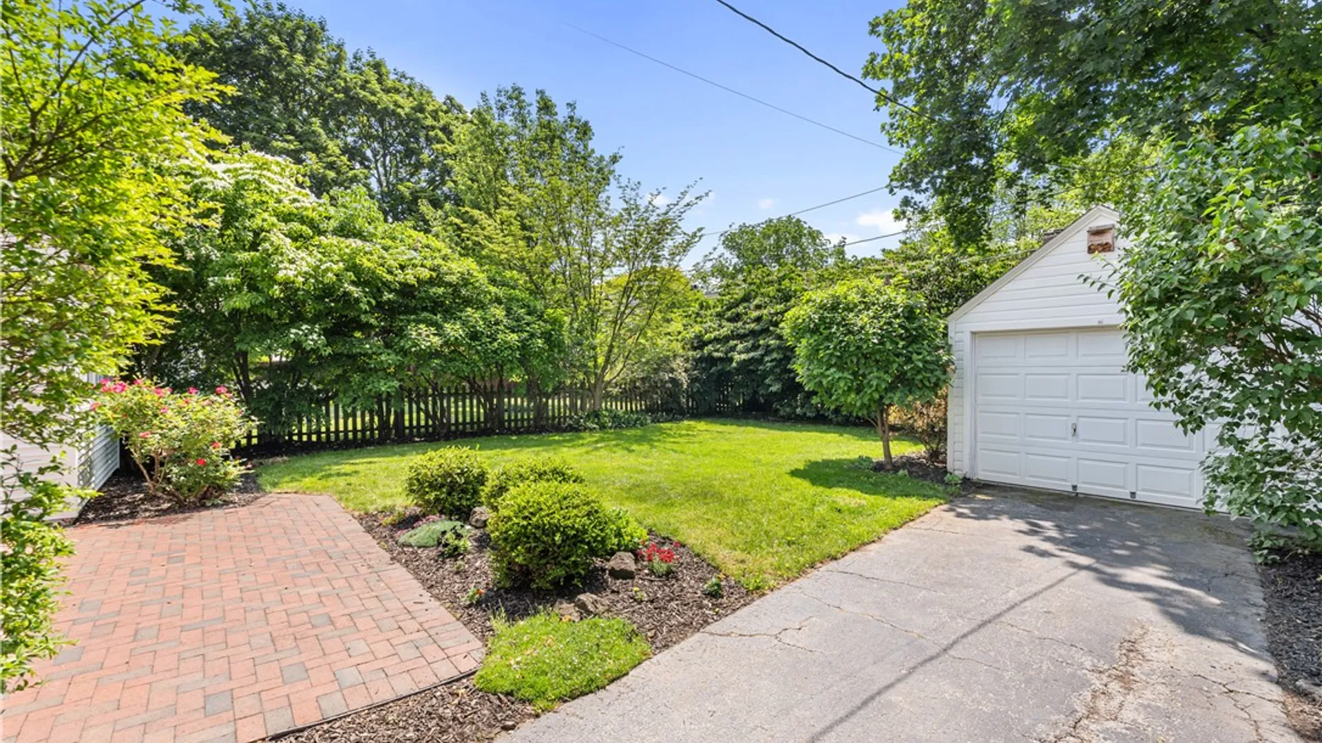 Property at 27 Covington Road, Irondequoit, NY 14617 12
