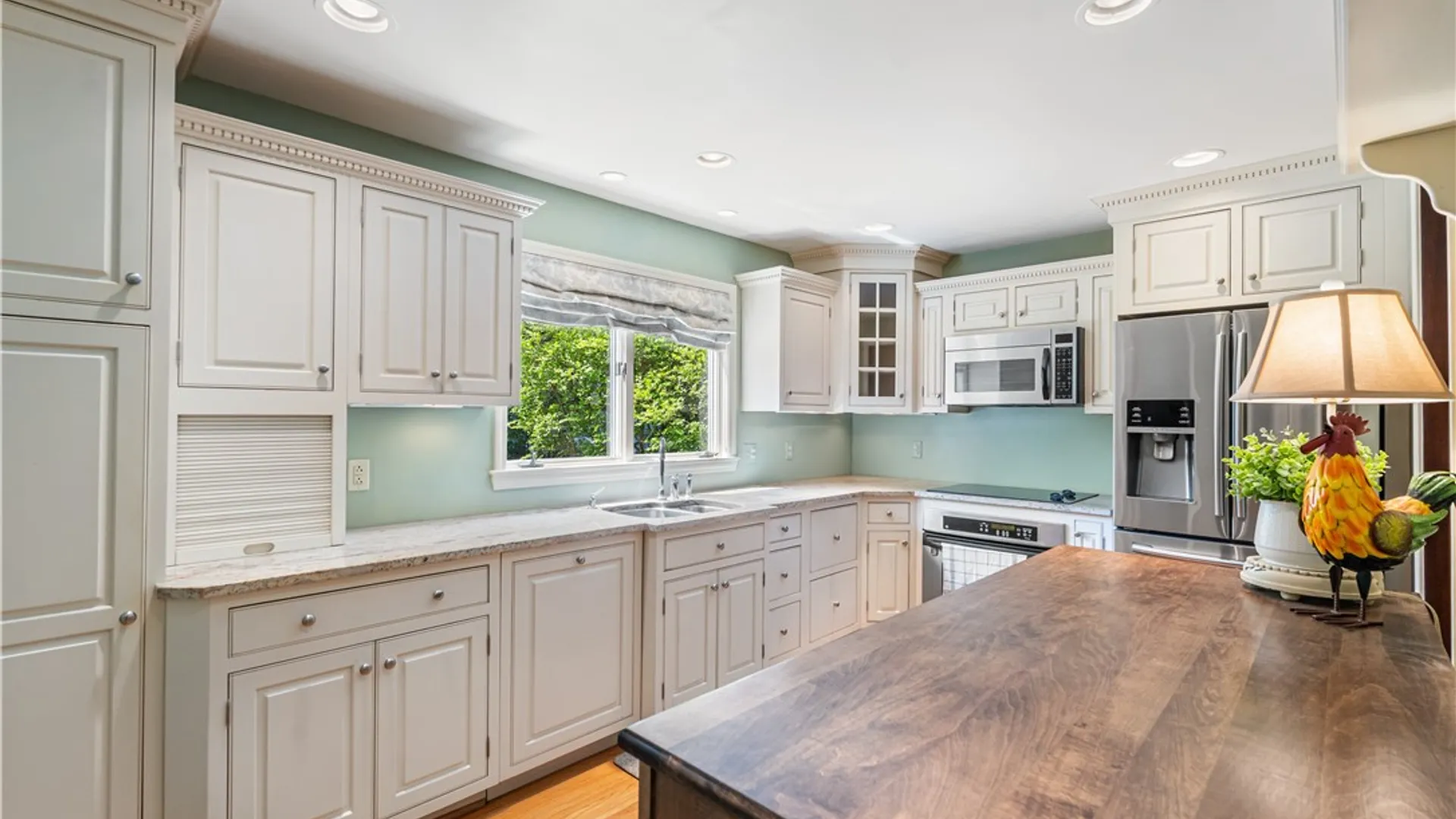 Property at 27 Covington Road, Irondequoit, NY 14617 15