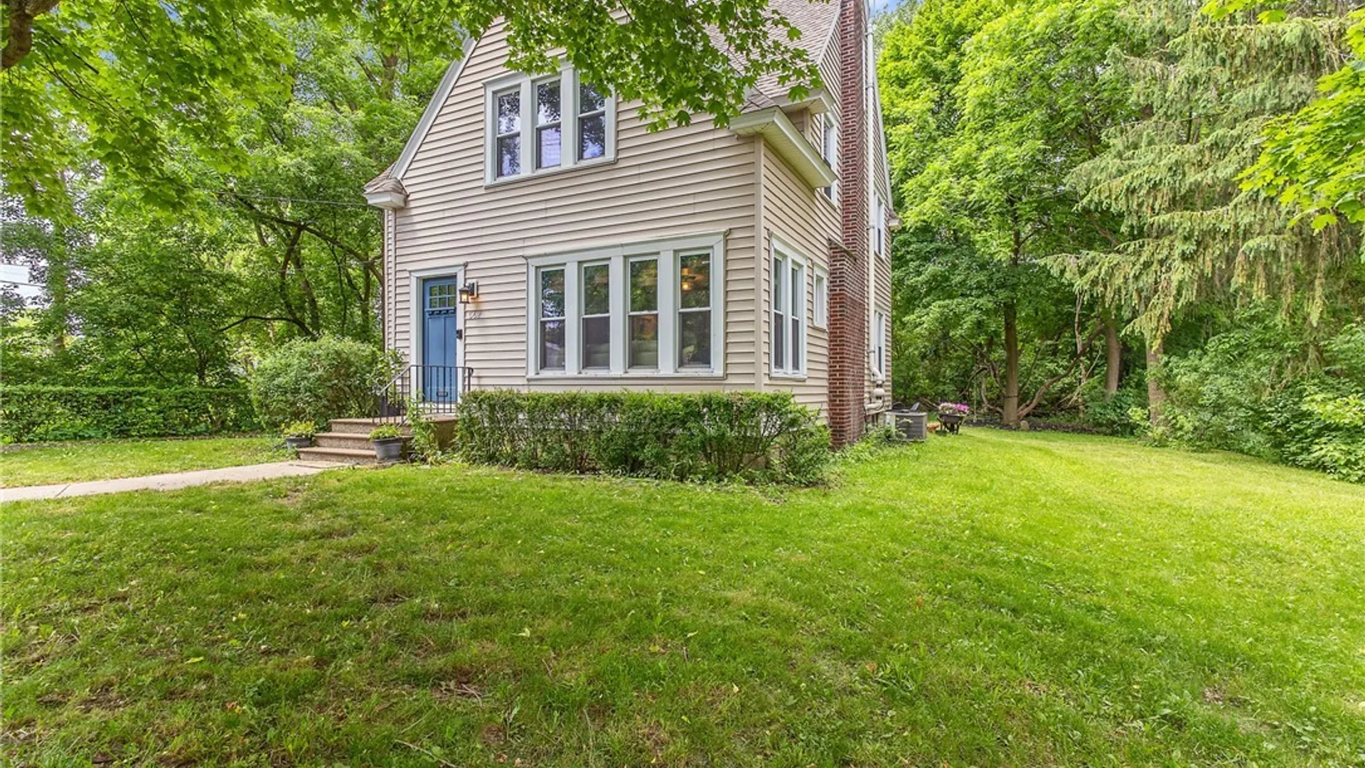 Property at 562 Buckingham Avenue, Syracuse, NY 13210 2