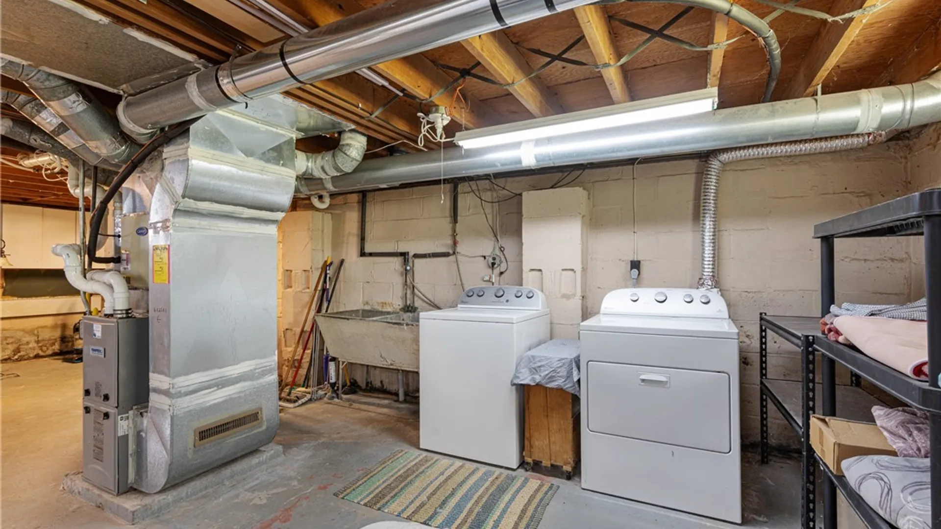 Property at 409 Orwood Place, Salina, NY 13208 23