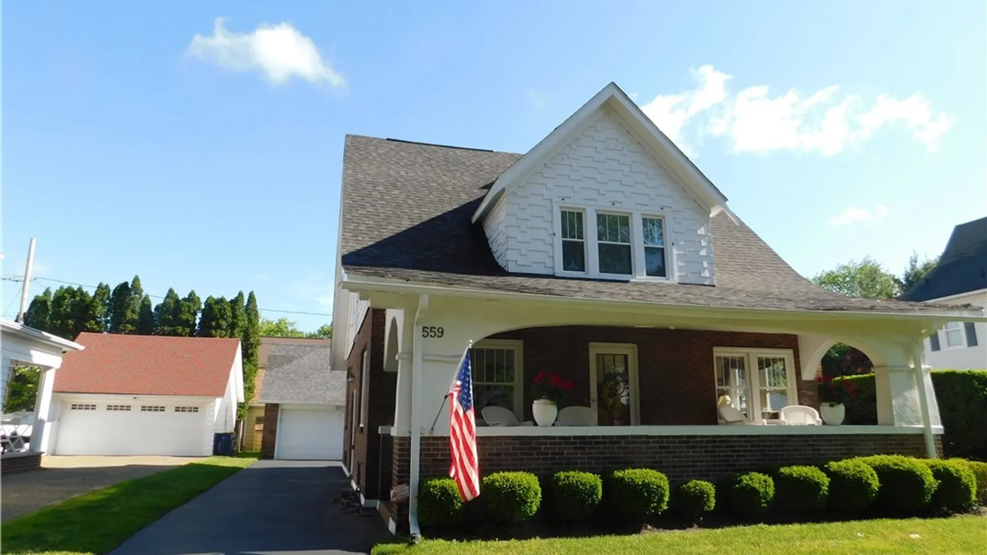 Property at 559 Willow St, Lockport City, NY 14094 2