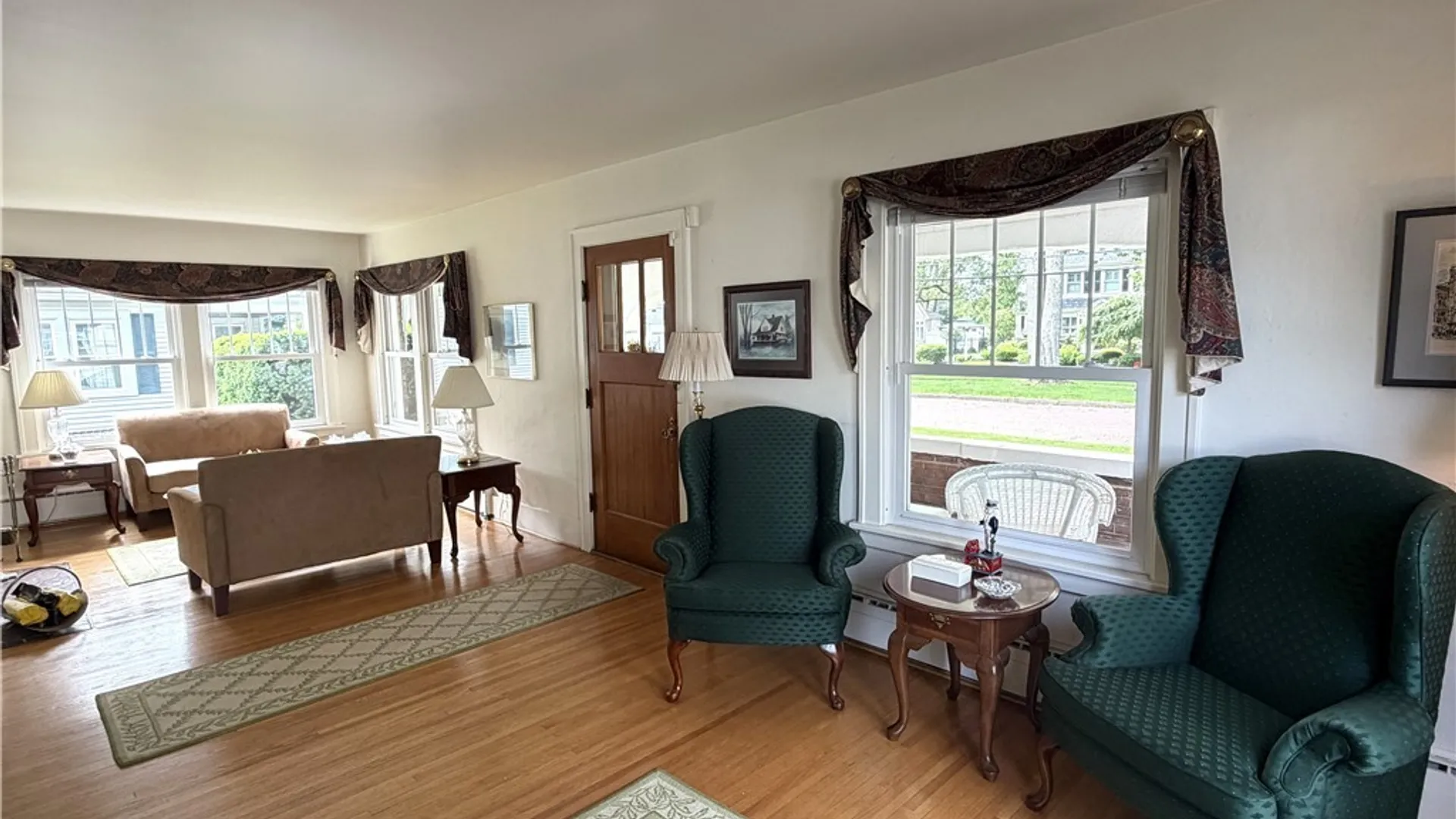 Property at 559 Willow St, Lockport City, NY 14094 23