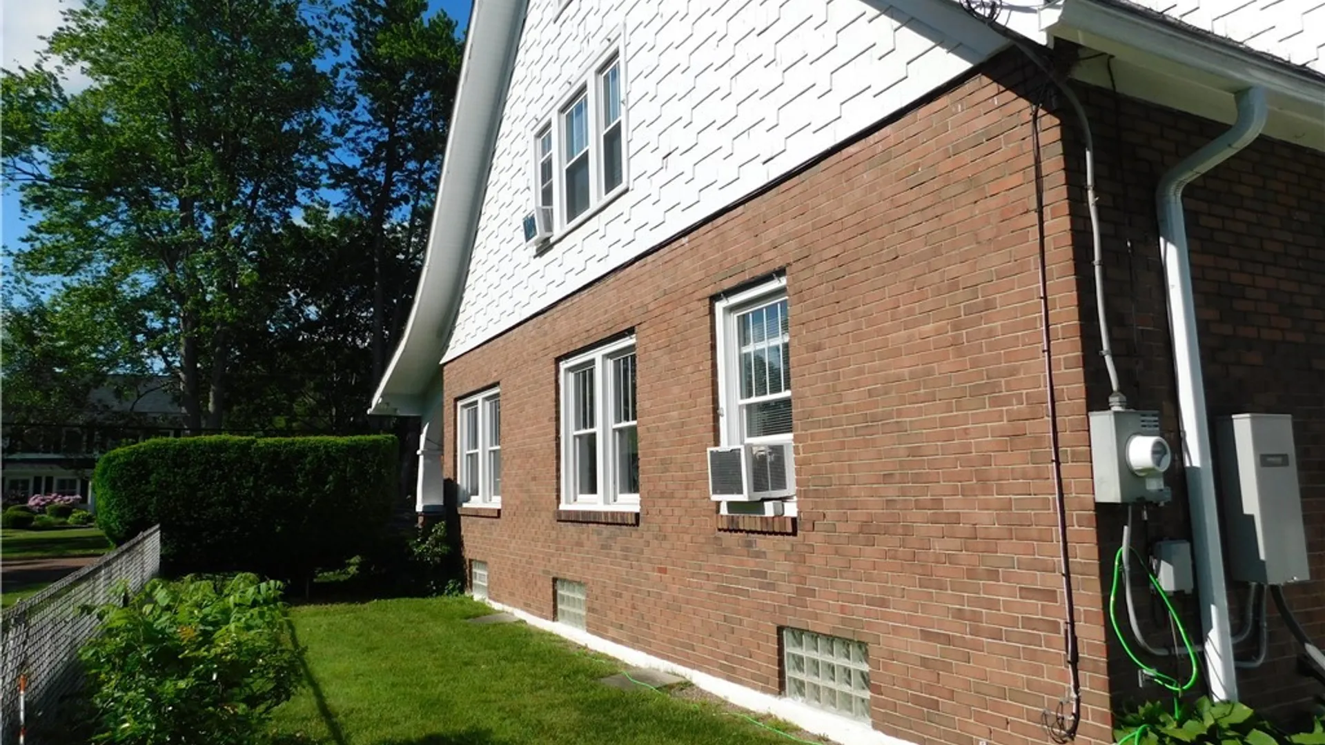 Property at 559 Willow St, Lockport City, NY 14094 6