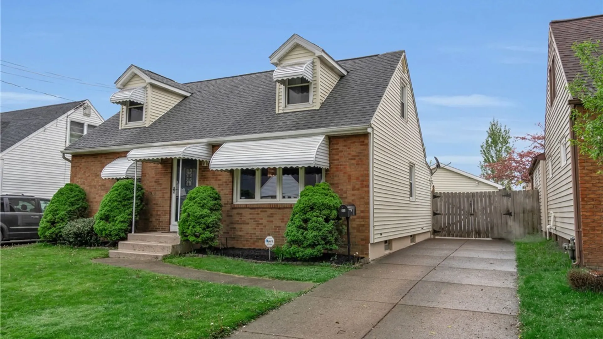 Property at 119 Wagner Avenue, Cheektowaga, NY 14212 4