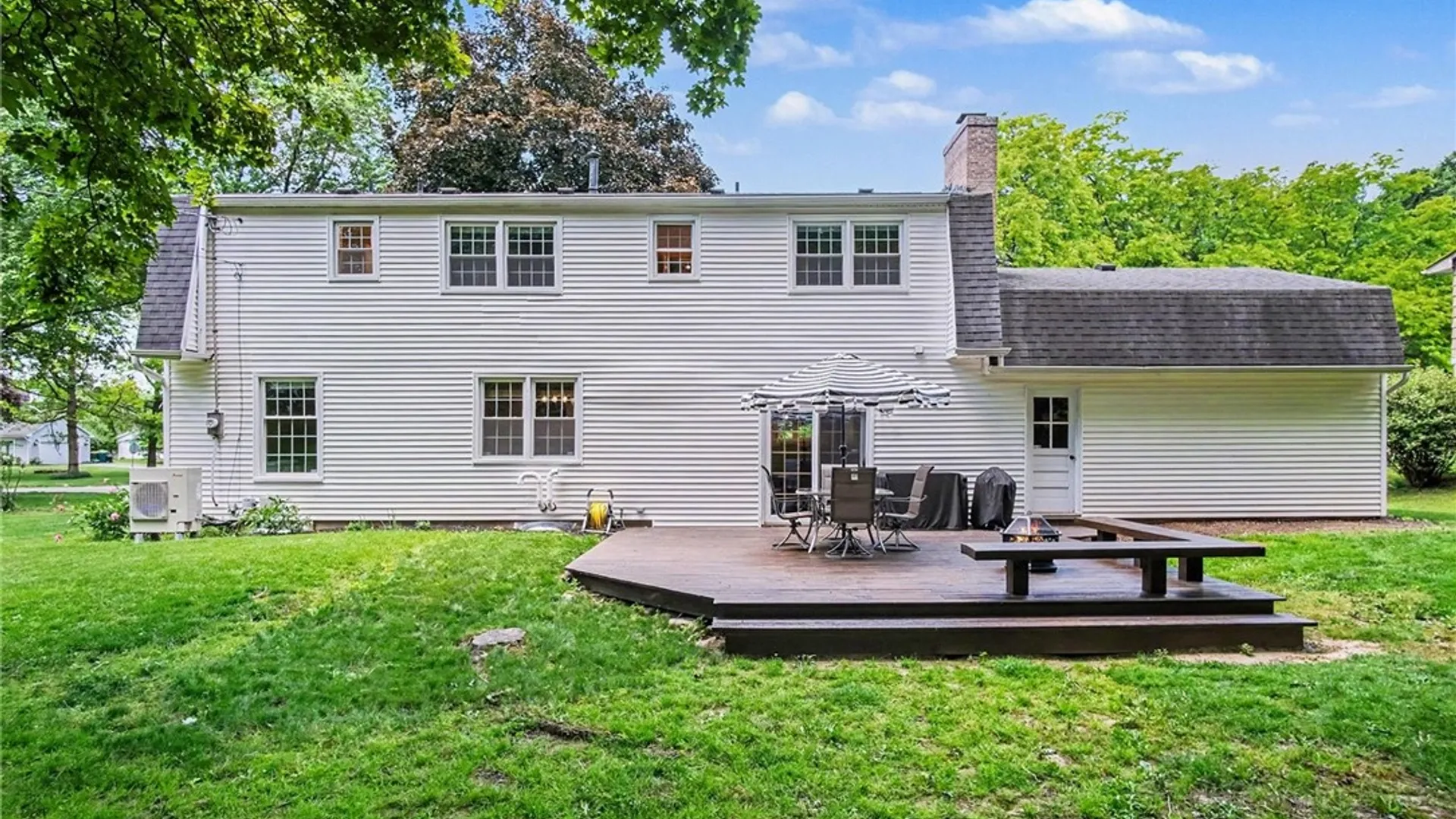Property at 26 S Ridge Trail, Perinton, NY 14450 37