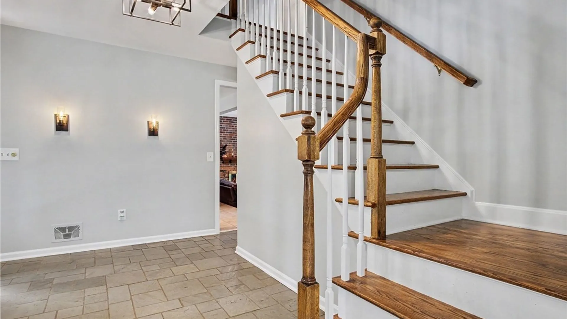 Property at 26 S Ridge Trail, Perinton, NY 14450 6