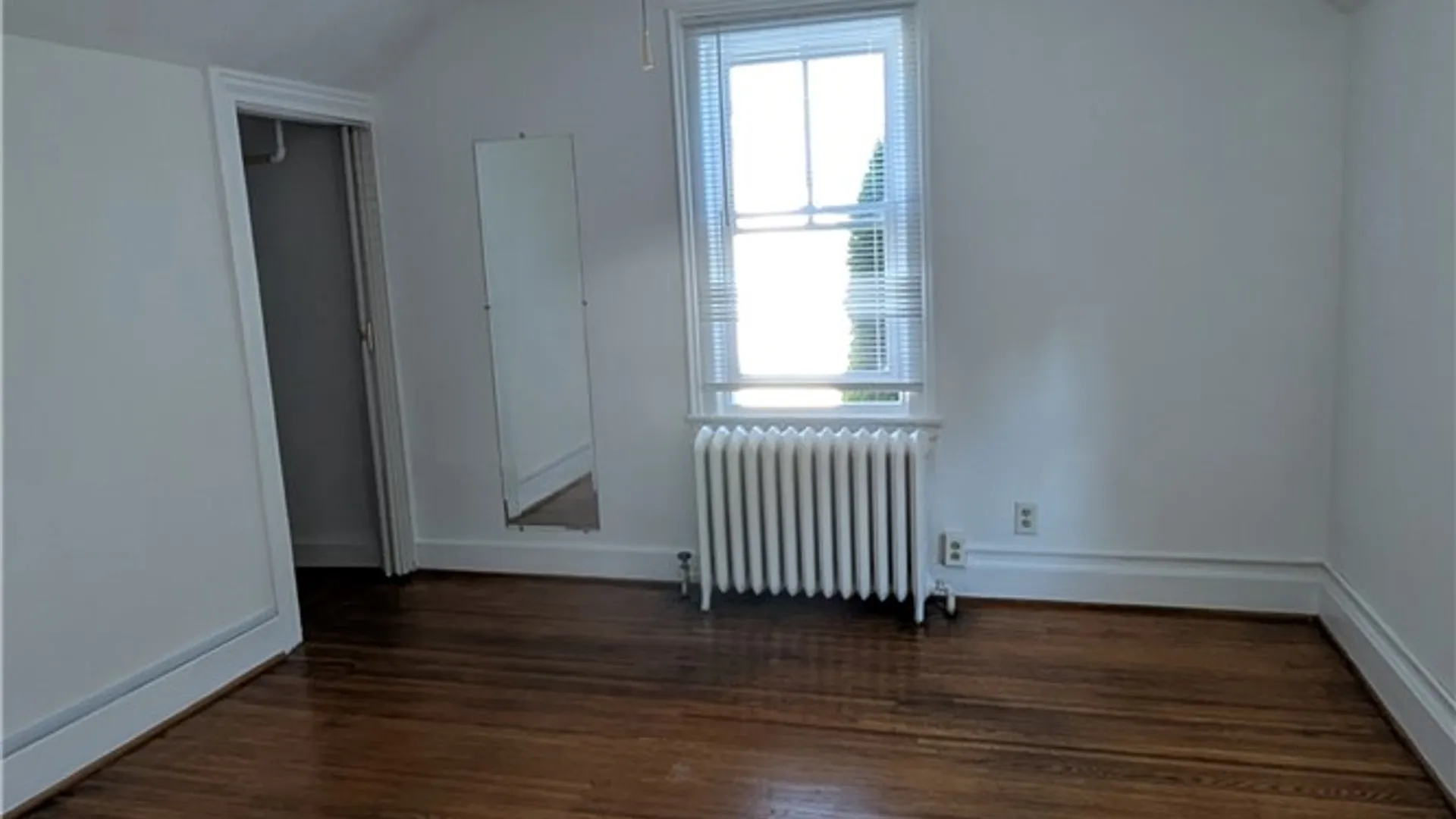 Property at 28 Vick Park B, Rochester, NY 14607 15