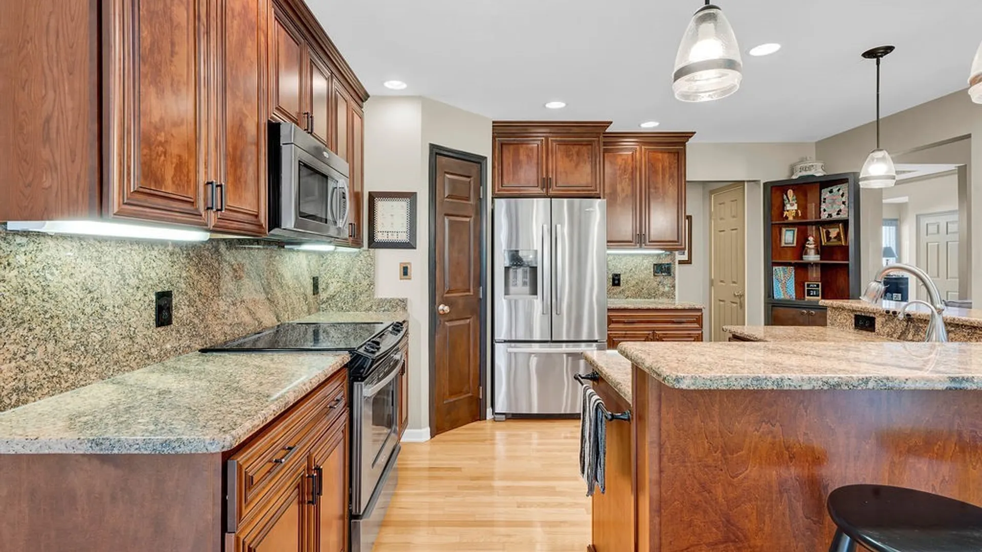 Property at 29 Brambly Court, Amherst, NY 14221 9