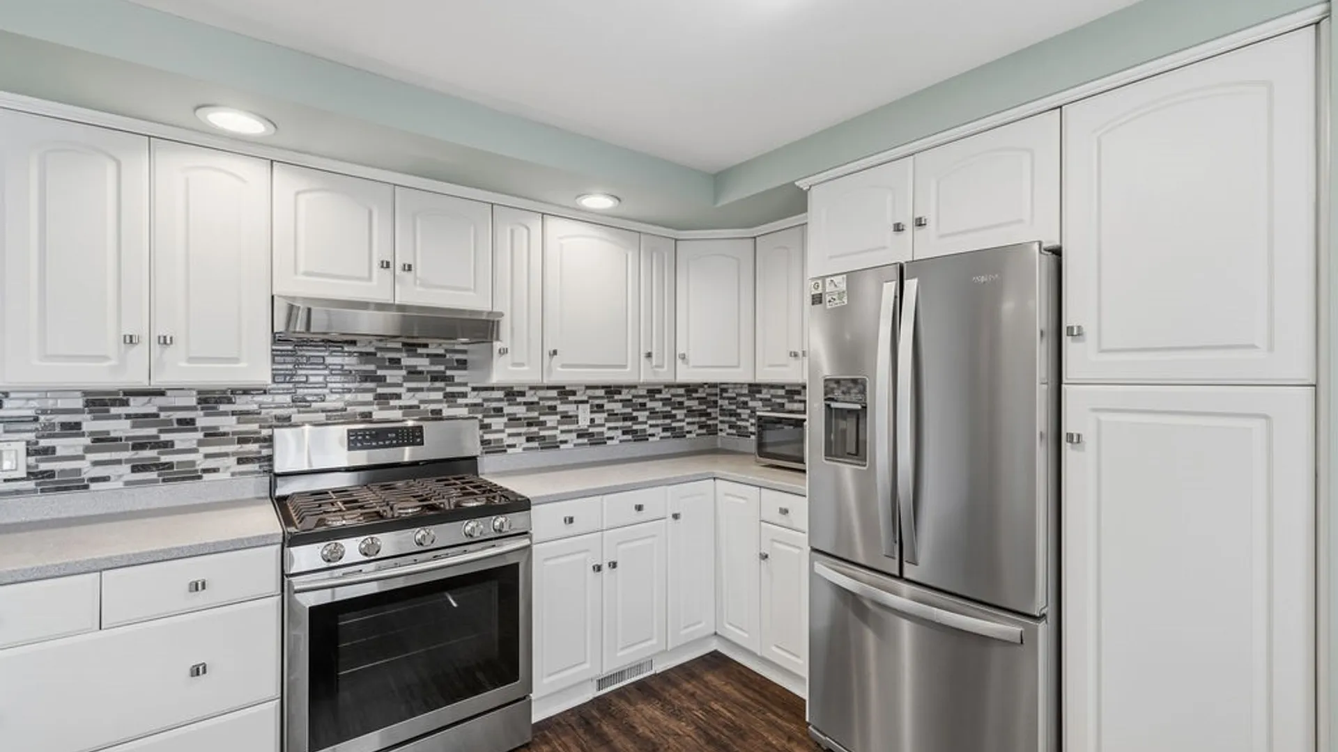 Property at 171 Poinciana Parkway, Cheektowaga, NY 14225 5