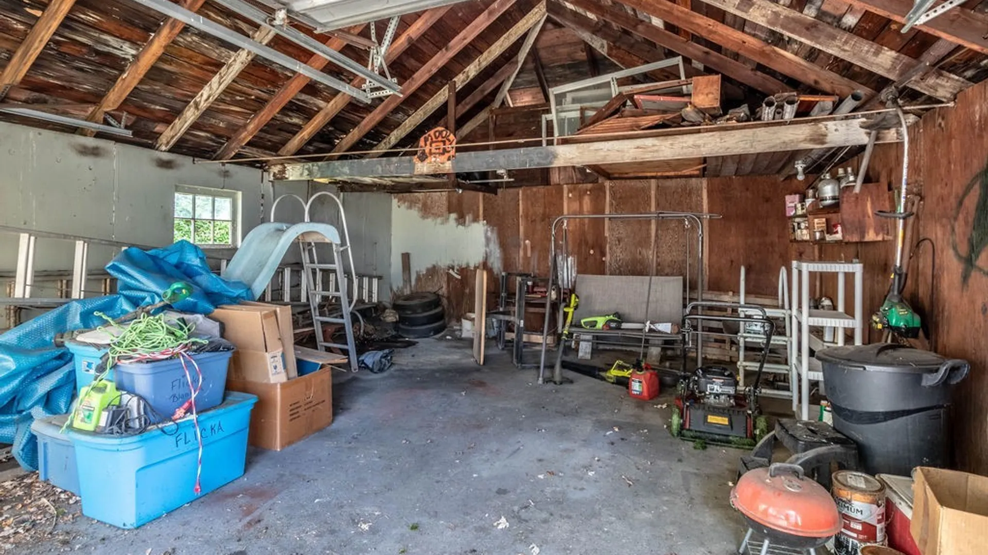 Property at 222 Helen Street, Cheektowaga, NY 14206 38