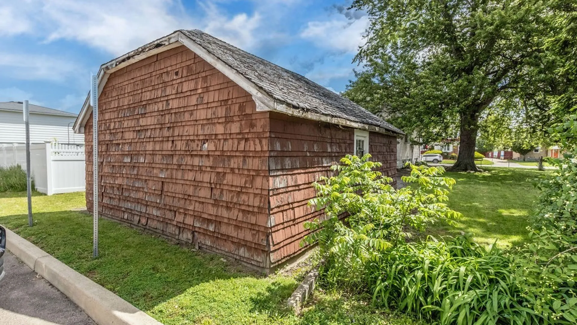 Property at 222 Helen Street, Cheektowaga, NY 14206 9