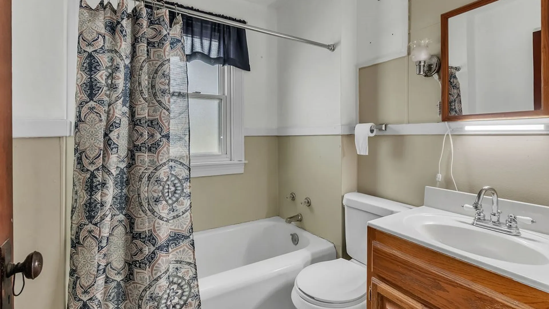 Property at 222 Helen Street, Cheektowaga, NY 14206 30