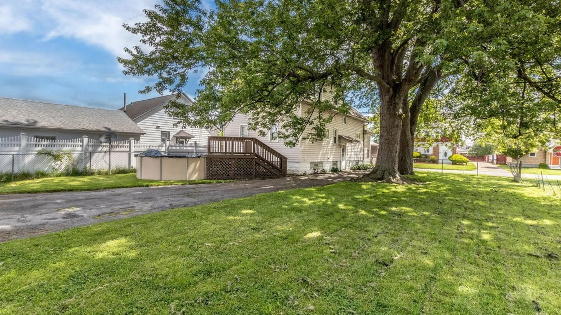 Property at 222 Helen Street, Cheektowaga, NY 14206 5