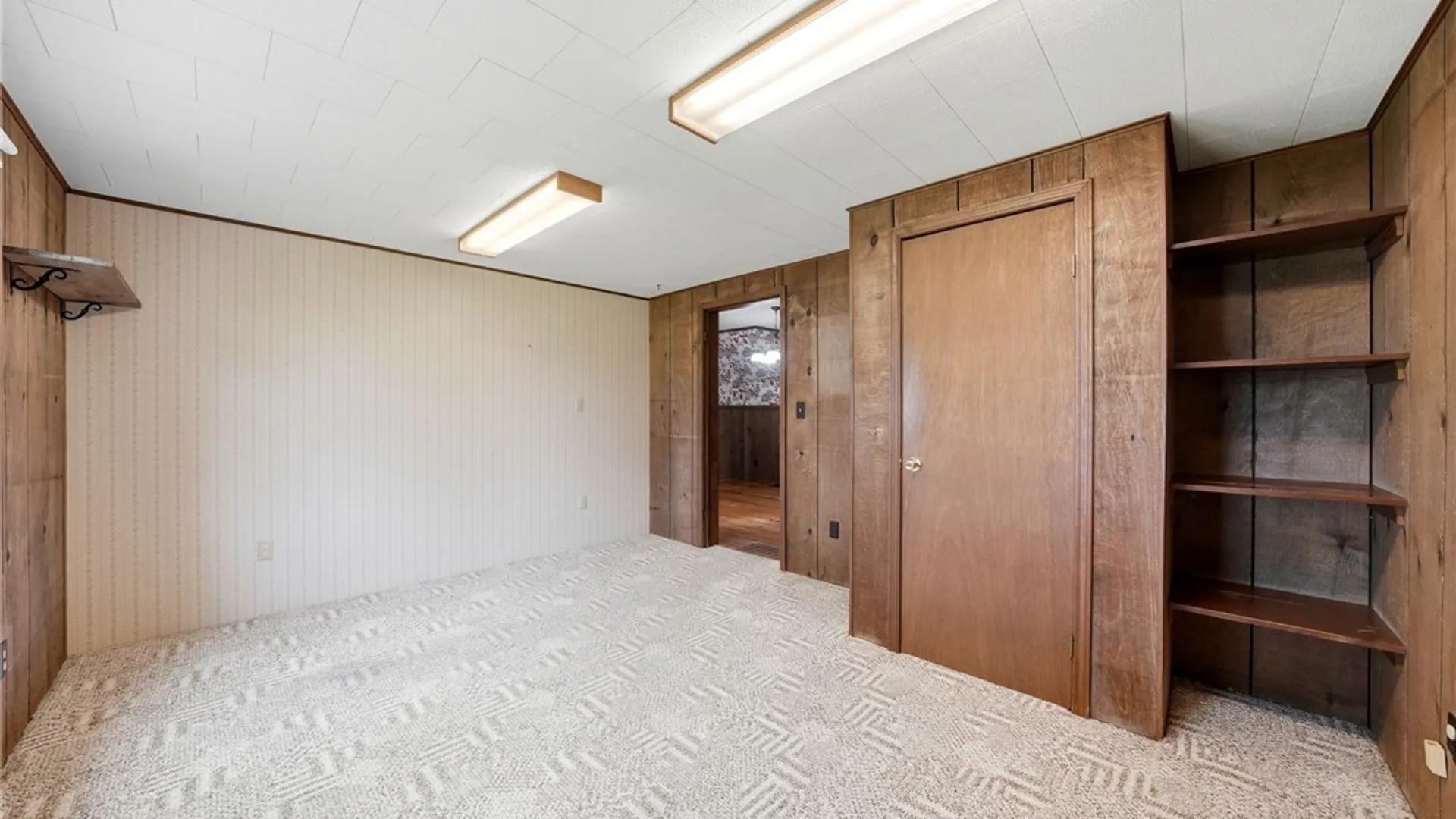Property at 280 Bullis Road, West Seneca, NY 14224 17