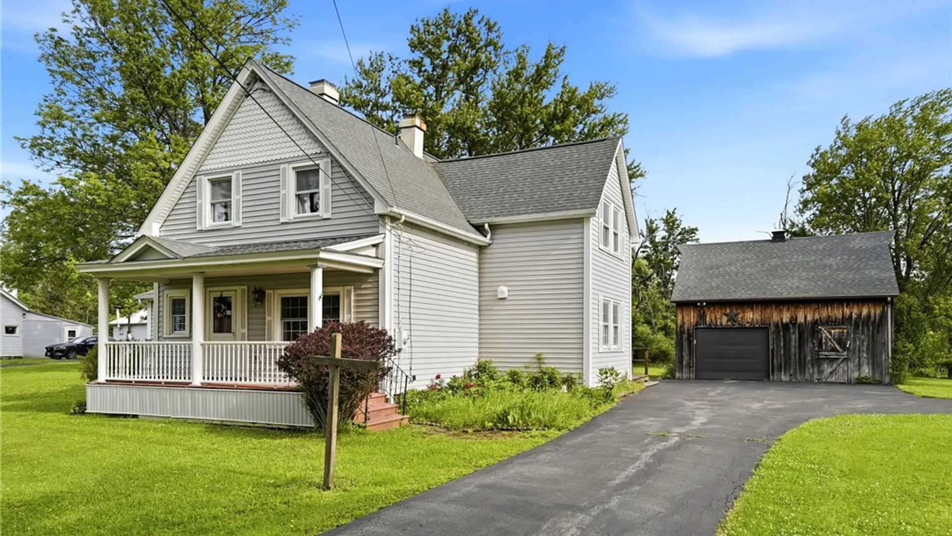Property at 280 Bullis Road, West Seneca, NY 14224 2