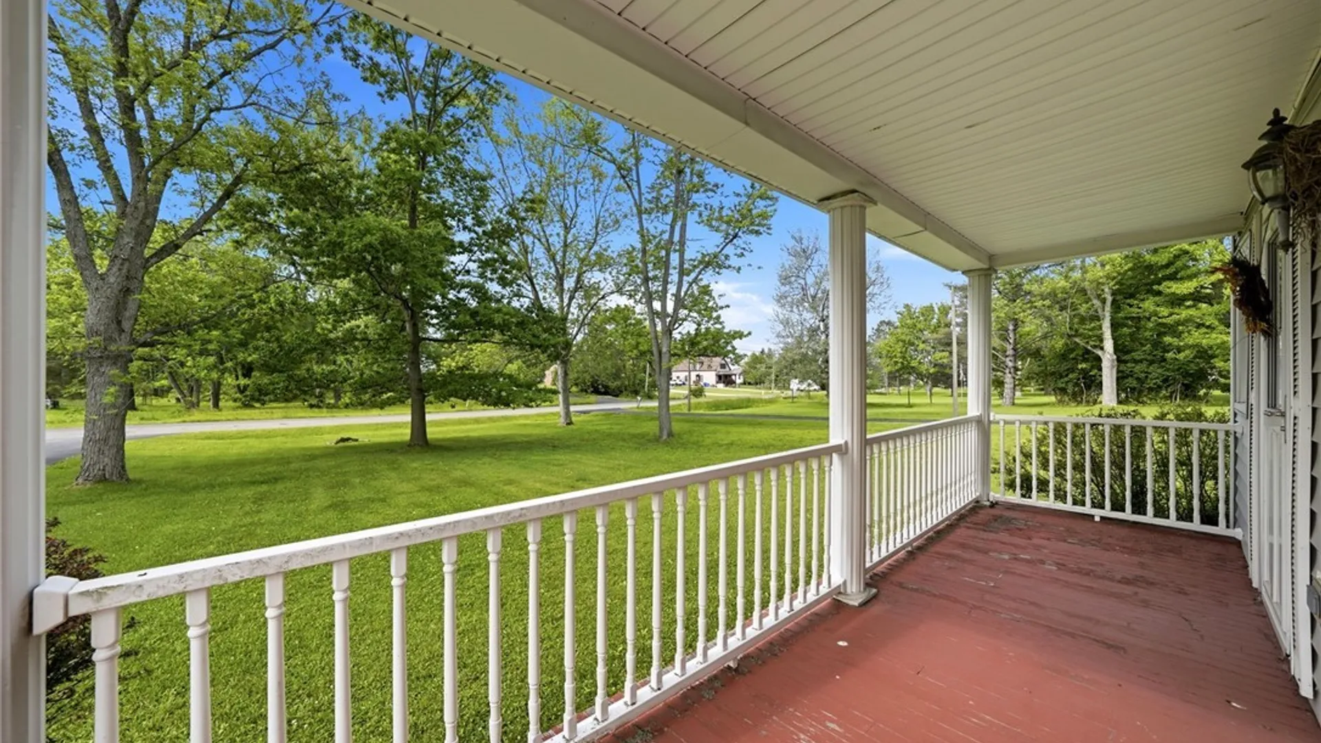 Property at 280 Bullis Road, West Seneca, NY 14224 3