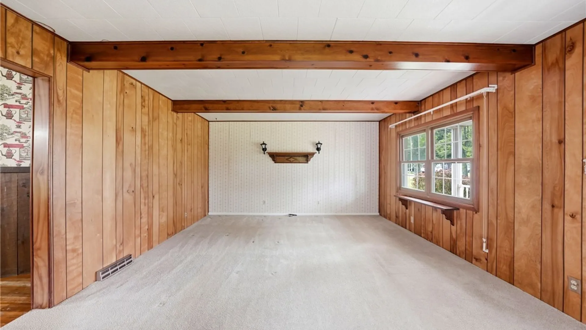 Property at 280 Bullis Road, West Seneca, NY 14224 6