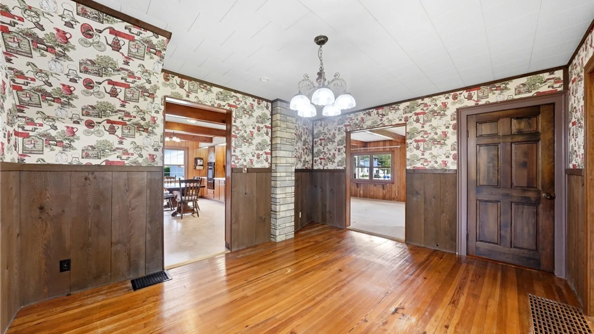 Property at 280 Bullis Road, West Seneca, NY 14224 8