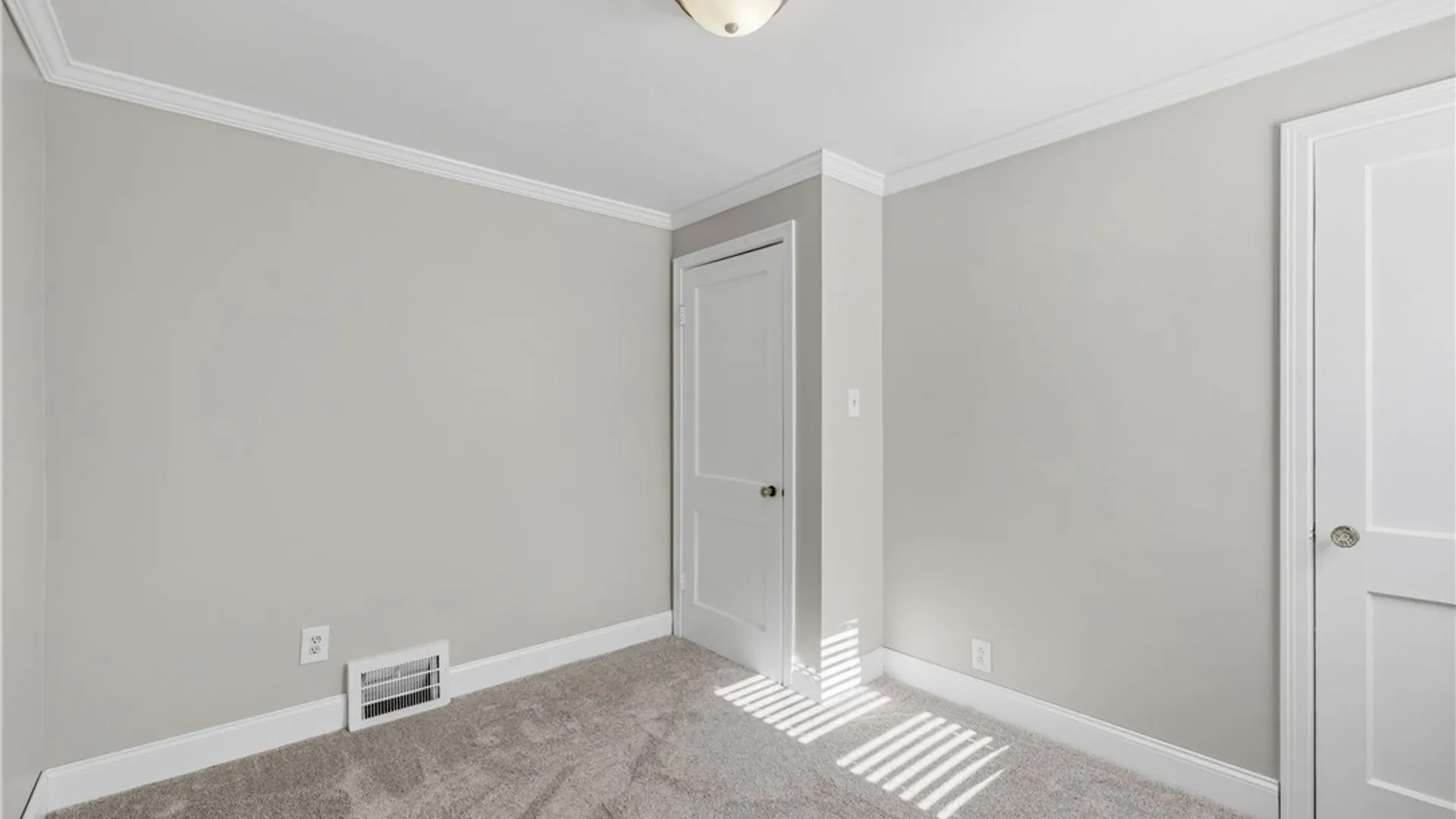 Property at 84 Mcconkey Drive, Tonawanda, NY 14223 30