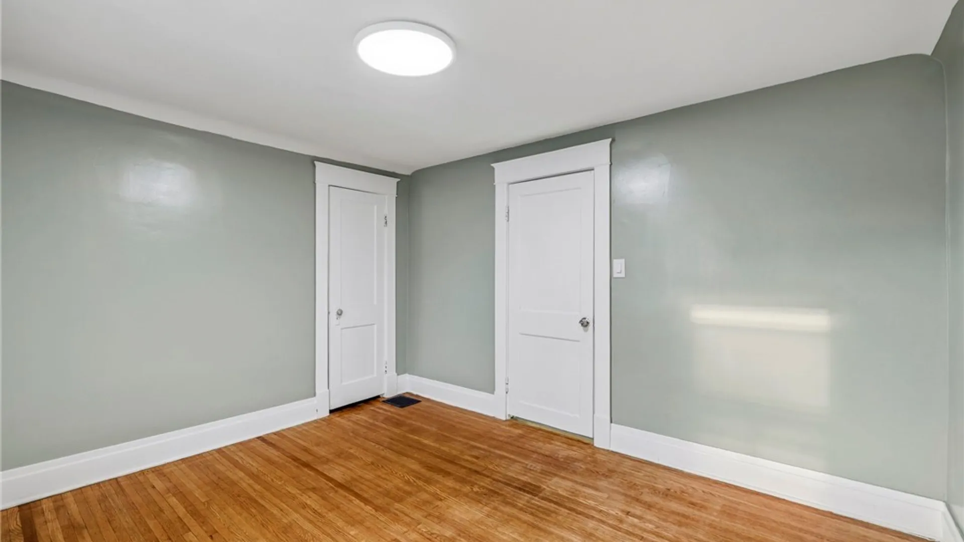 Property at 84 Parkridge Avenue, Buffalo, NY 14215 31