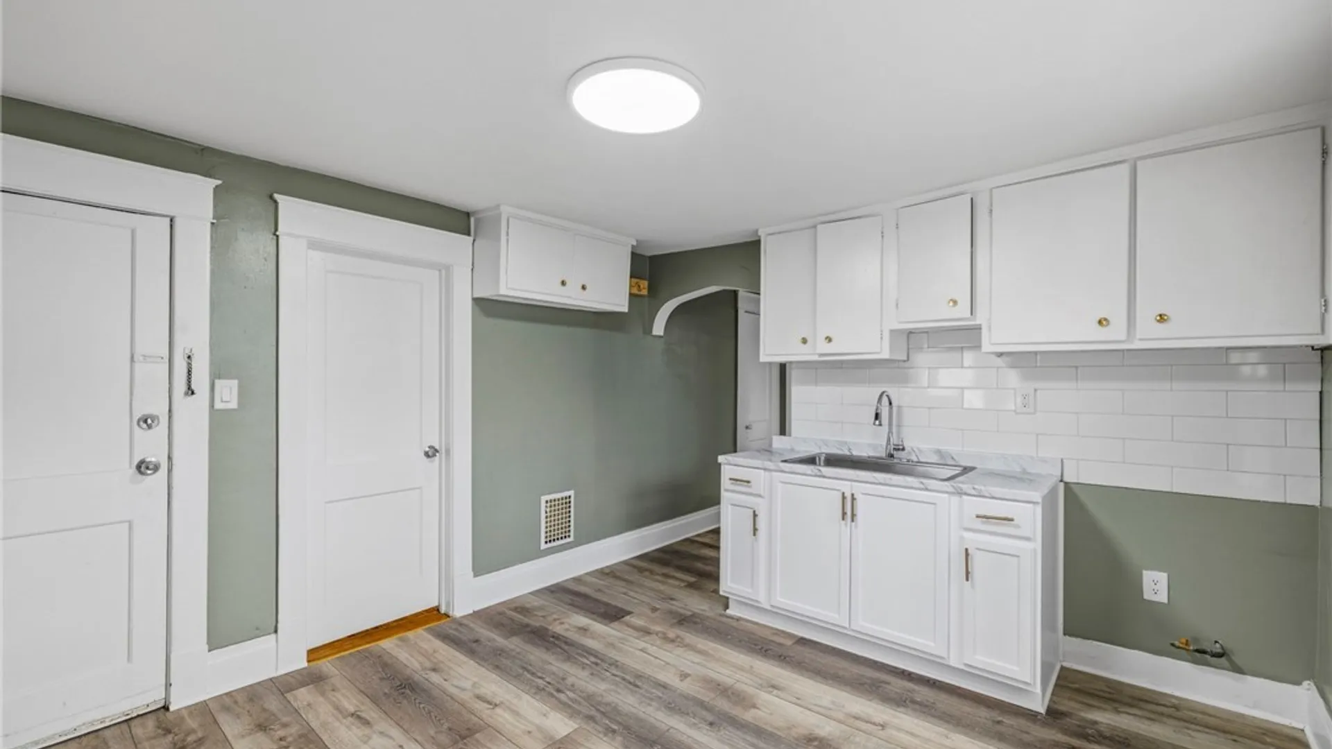 Property at 84 Parkridge Avenue, Buffalo, NY 14215 33