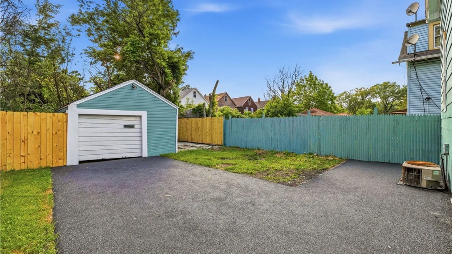 Property at 84 Parkridge Avenue, Buffalo, NY 14215 36