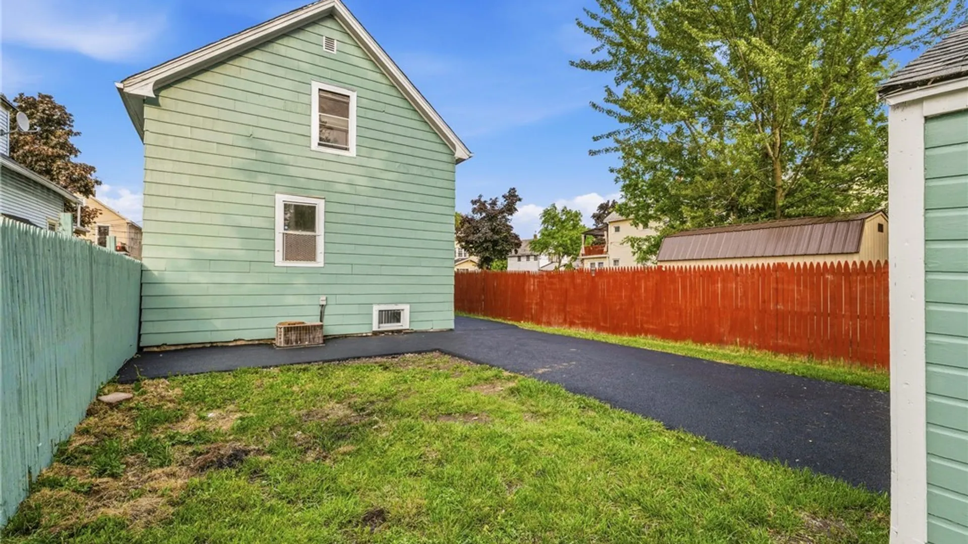 Property at 84 Parkridge Avenue, Buffalo, NY 14215 38
