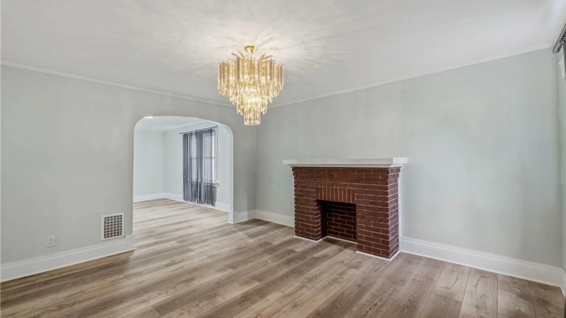 Property at 84 Parkridge Avenue, Buffalo, NY 14215 7