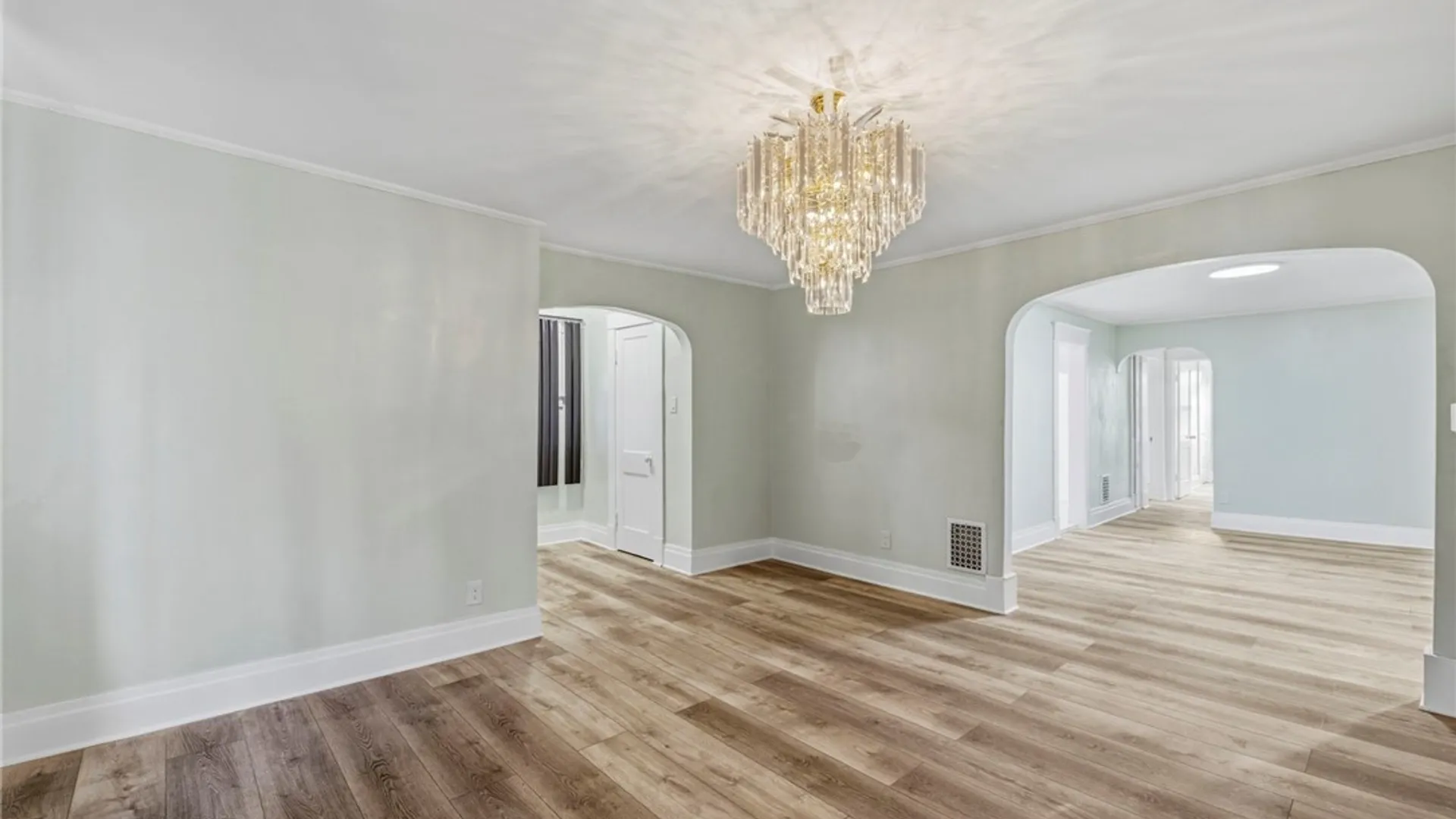 Property at 84 Parkridge Avenue, Buffalo, NY 14215 9
