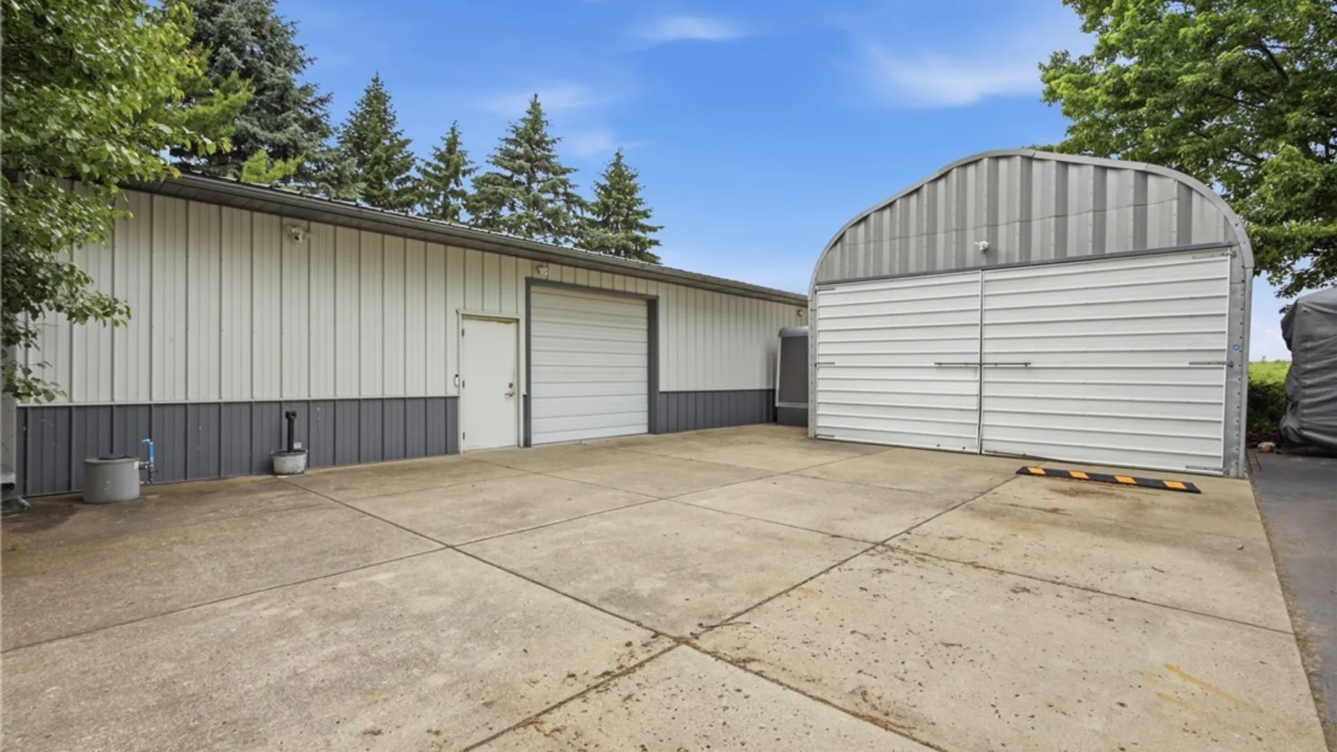 Property at 5596 Genesee Street, Lancaster, NY 14086 3