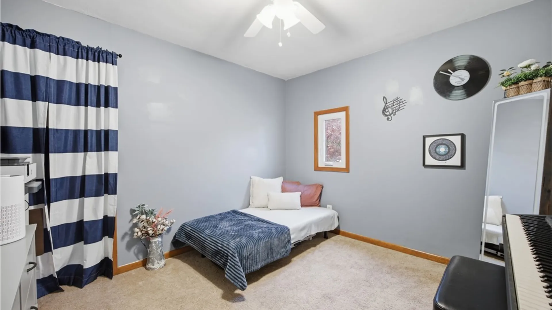 Property at 18 Stratford Place, Cheektowaga, NY 14225 15