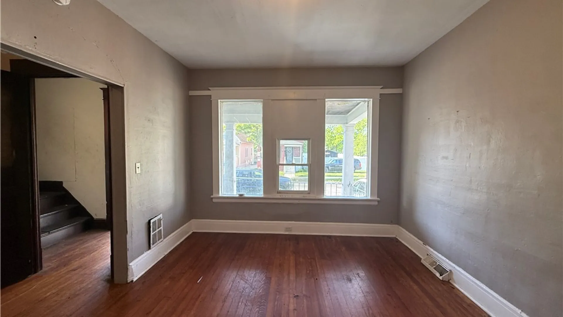 Property at 96 Dorris Avenue, Buffalo, NY 14215 5