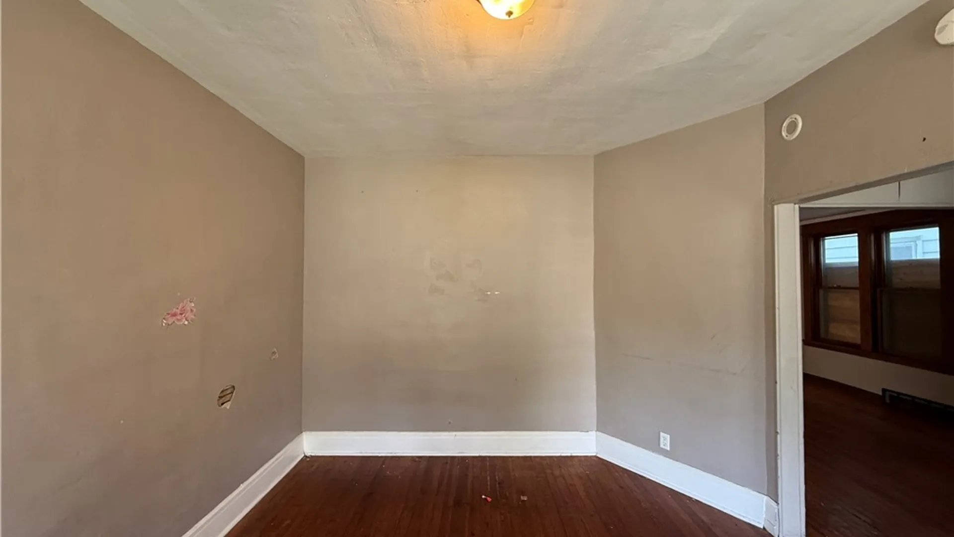 Property at 96 Dorris Avenue, Buffalo, NY 14215 6