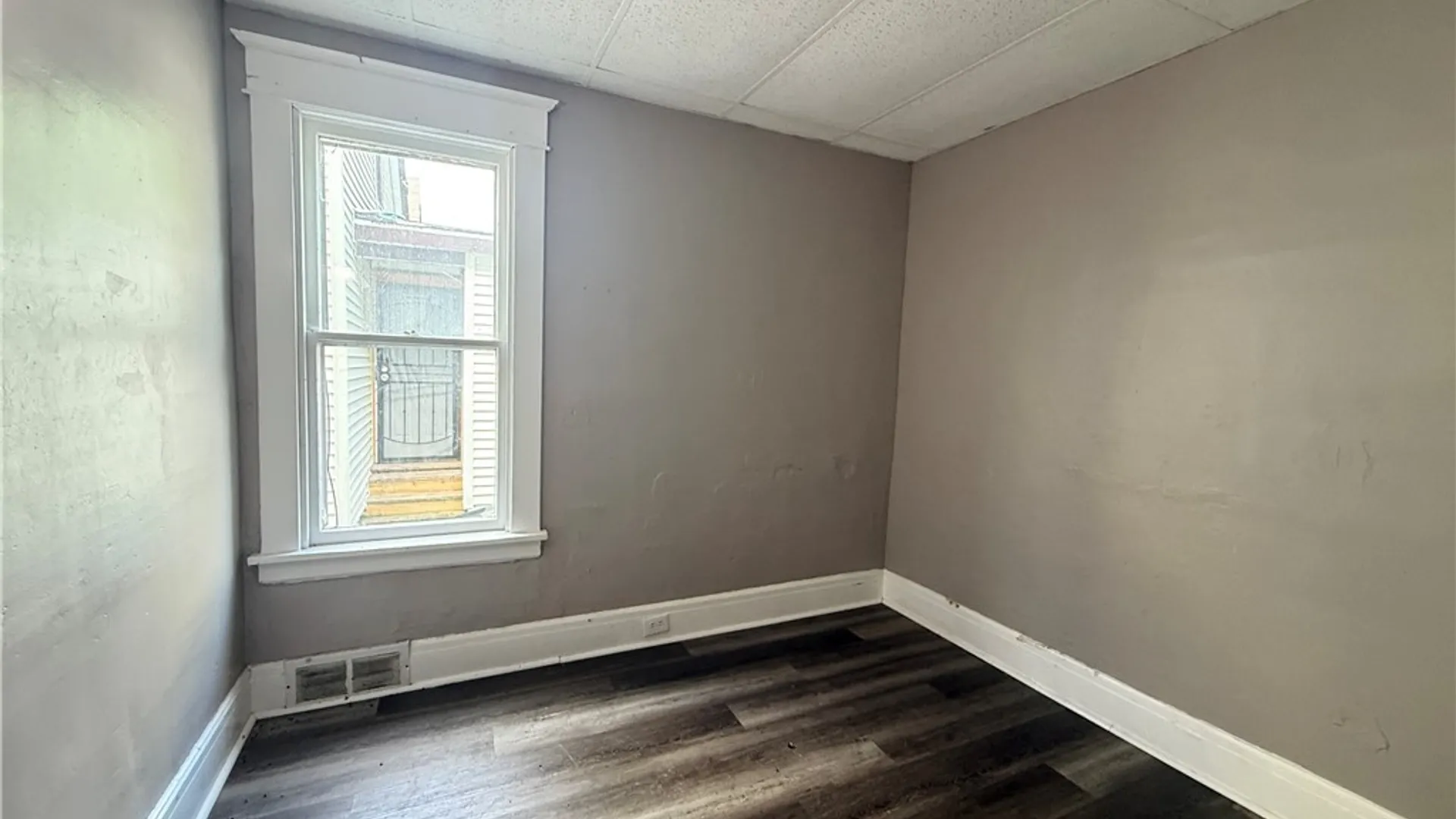 Property at 96 Dorris Avenue, Buffalo, NY 14215 9