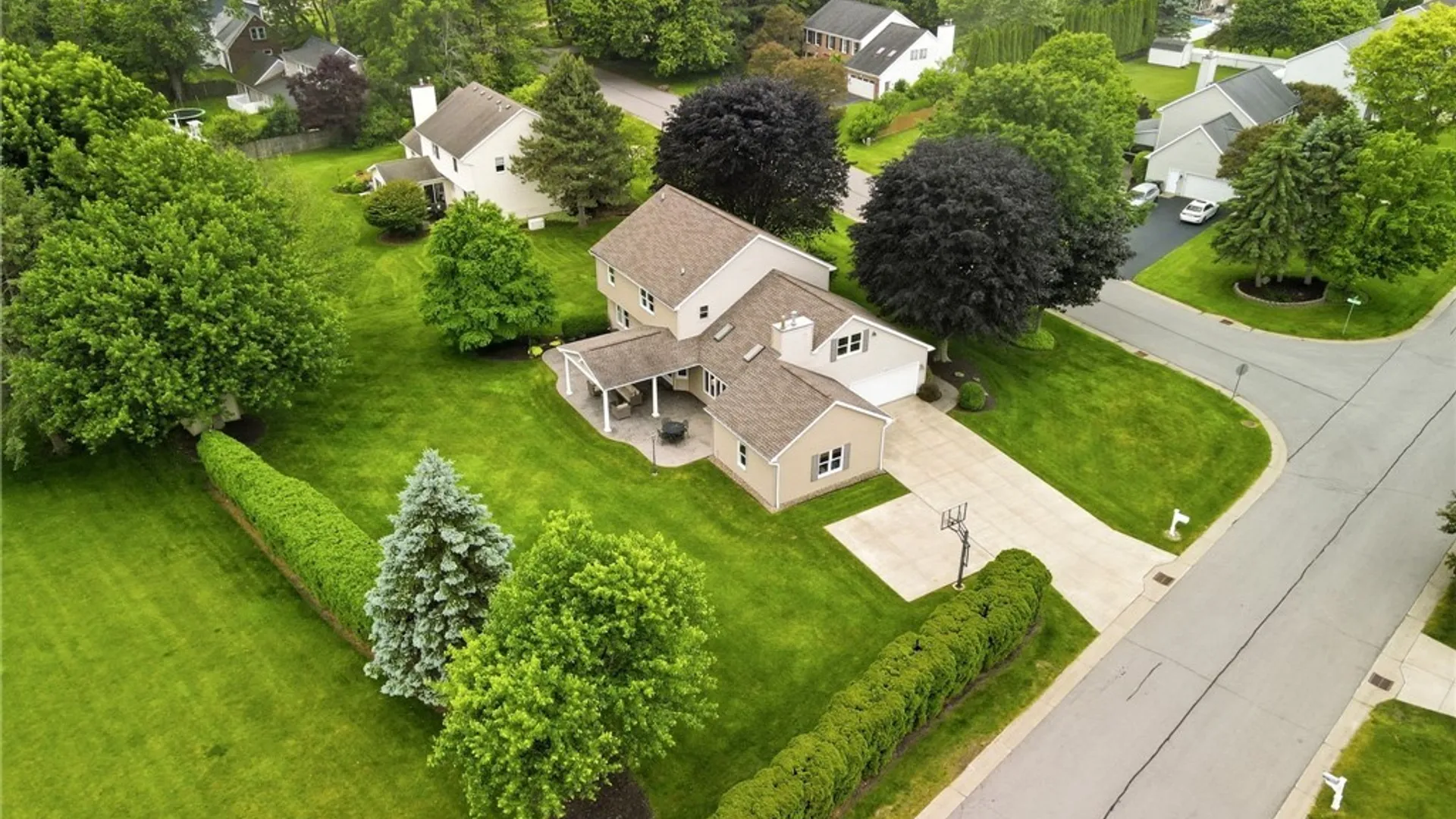 Property at 72 Burbank Drive, Orchard Park, NY 14127 49