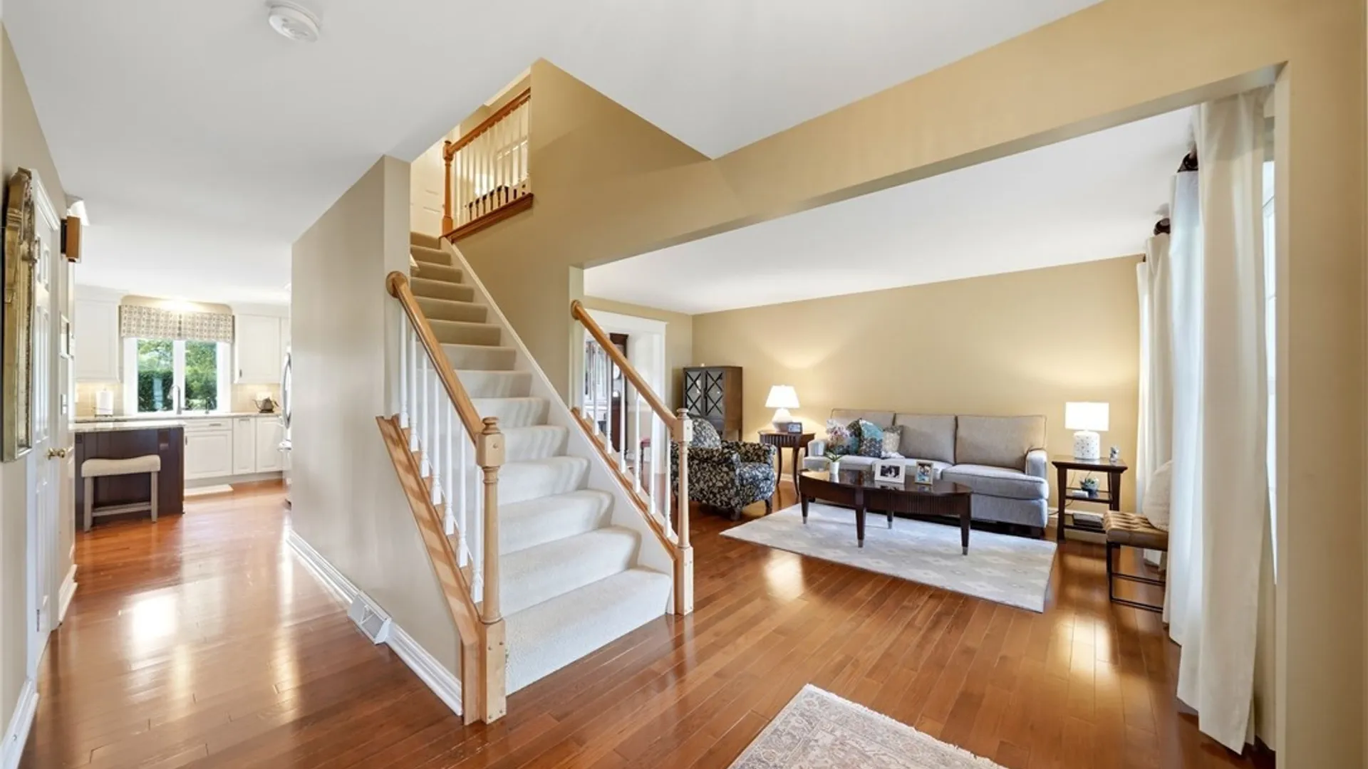 Property at 72 Burbank Drive, Orchard Park, NY 14127 6