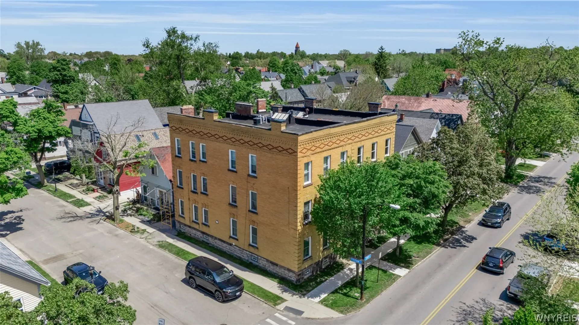 Property at 466 W Ferry, Buffalo, NY 14213 5